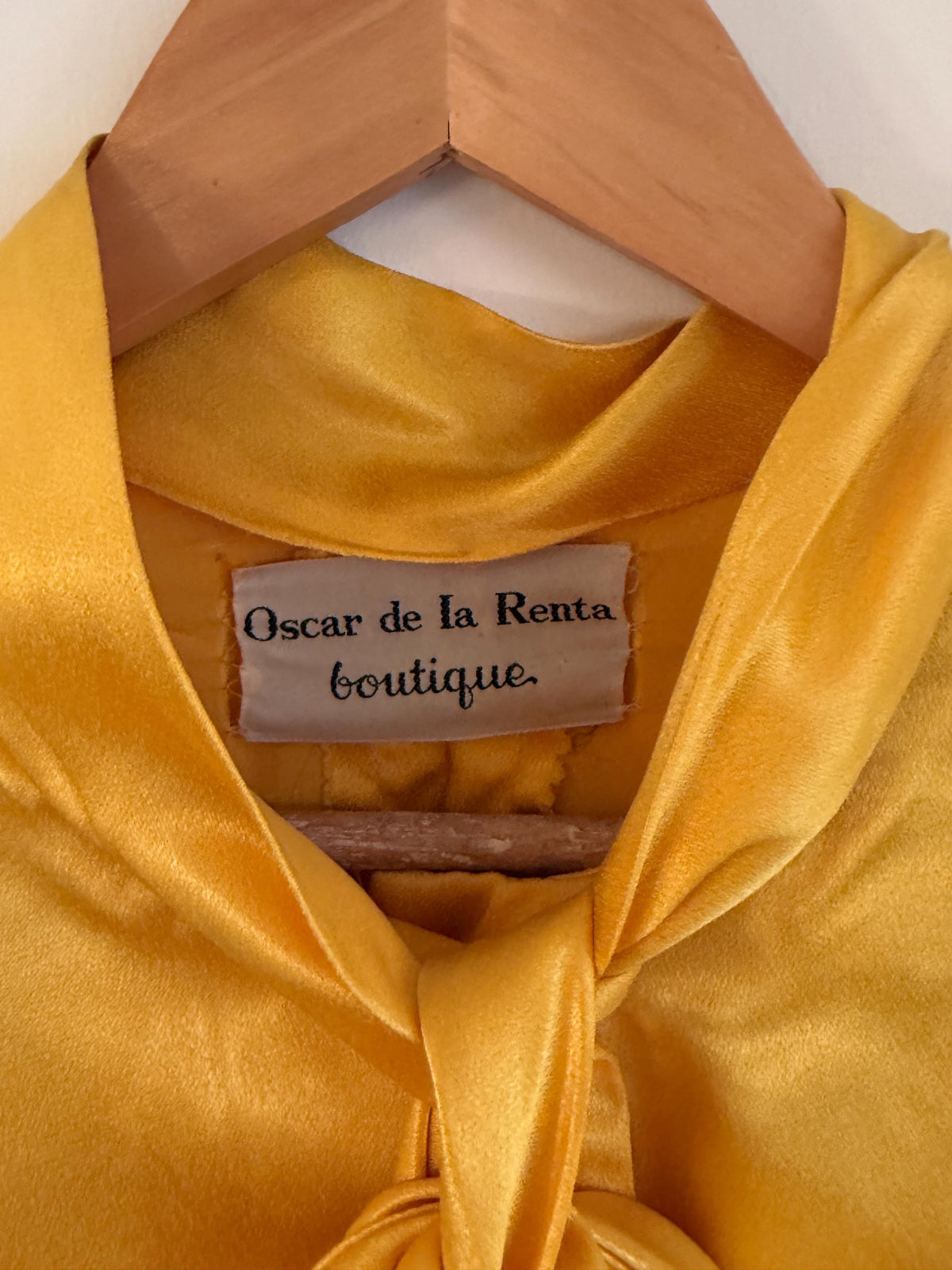 Vintage Oscar de la Renta Boutique Silk Dress Golden Satin Pussy Bow Cocktail Dress Designer Evening Dress Luxury Vintage Occasion Dress