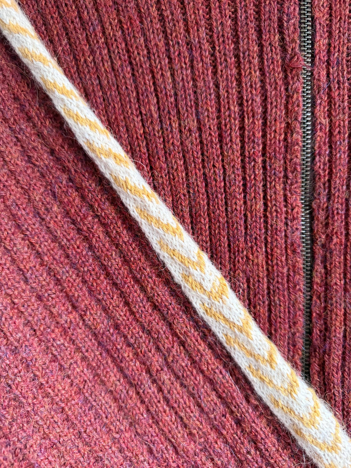Vintage 1950s Wool Zip Cardigan – Burgundy Ski Sweater – Contrast Stripe Chunky Knit Jacket – Unisex