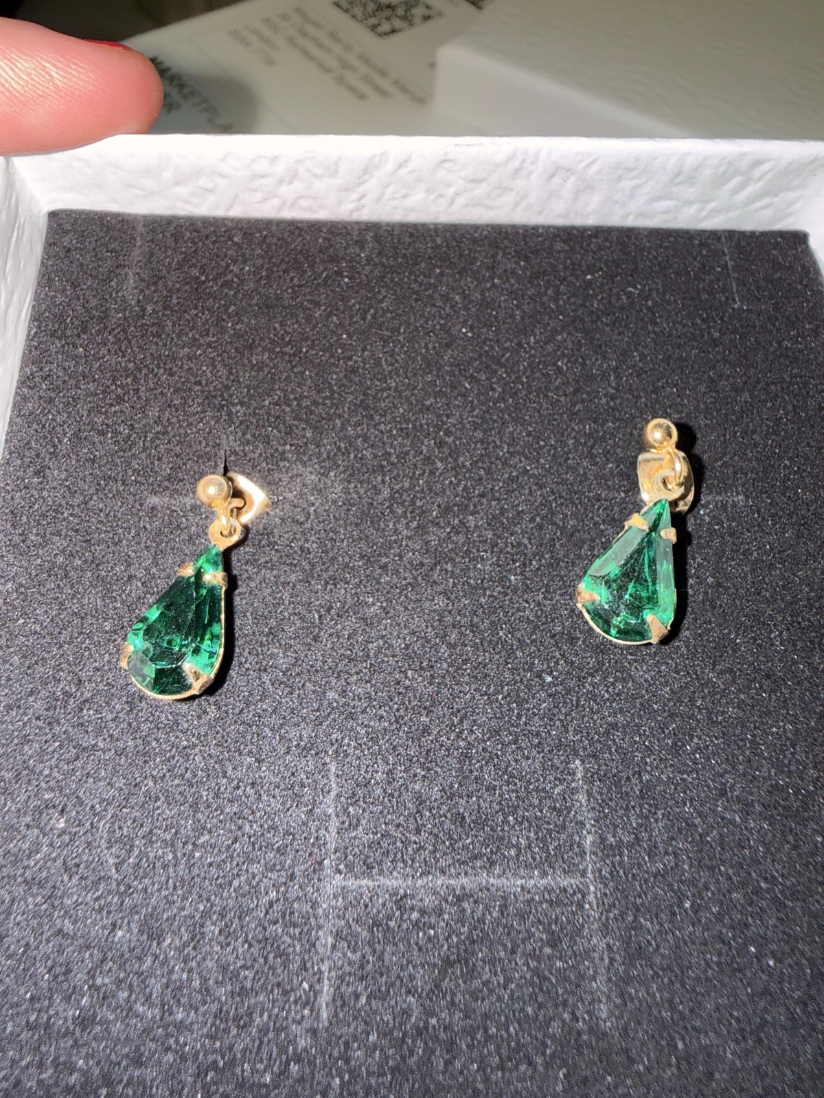 Vintage Green Teardrop Earrings, Emerald Green Drop Earrings, Gold Tone Costume Jewellery, Faceted Stone Earrings