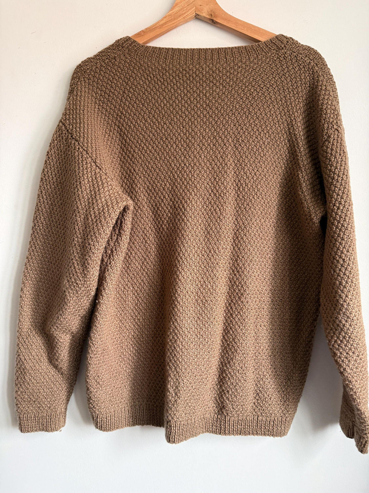 Vintage 1940s Brown Cable Knit Wool Jumper – V Neck Chunky Country Sweater – Unisex Heritage Knit