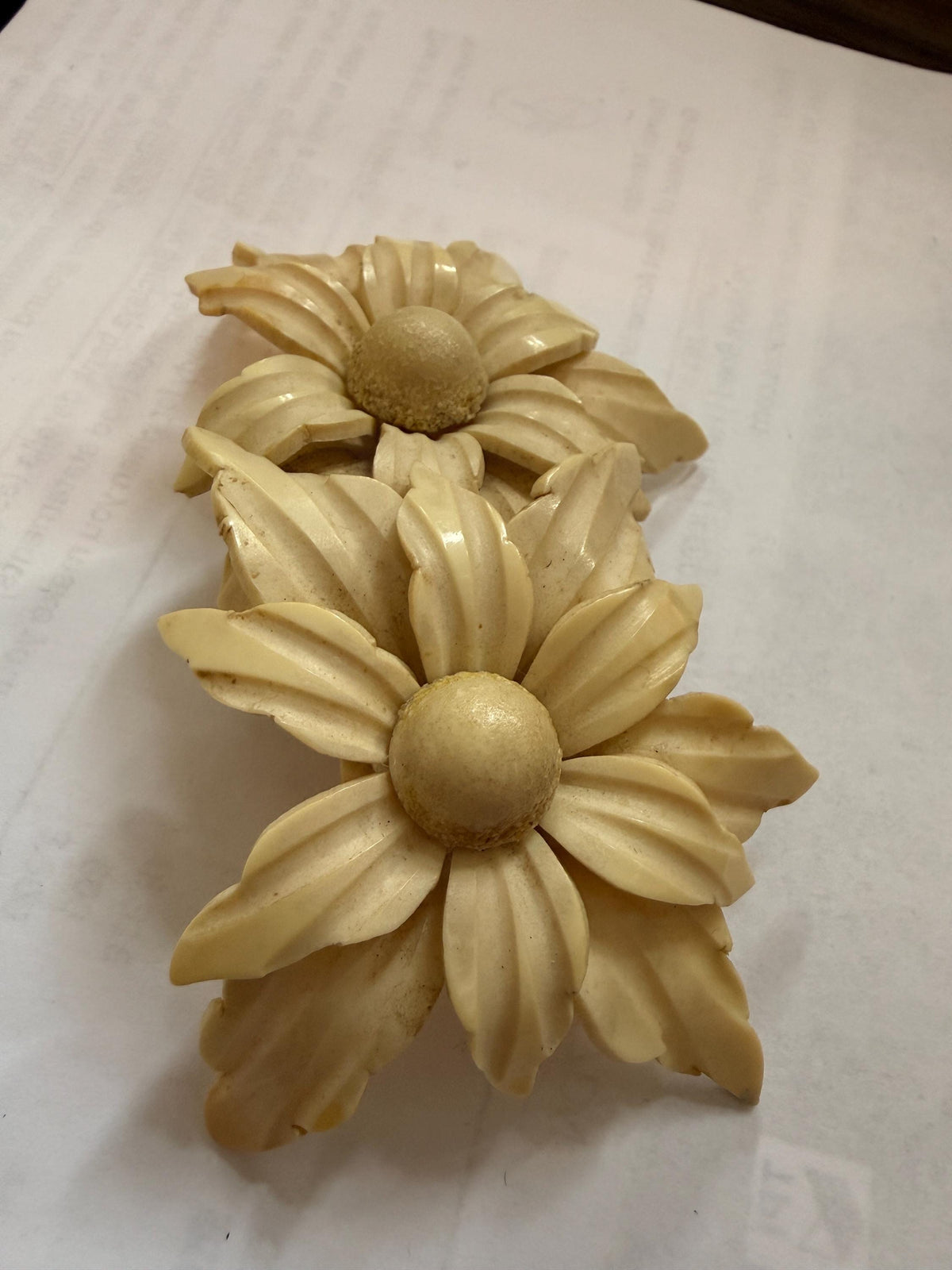 Large 1930s Celluloid Triple Flower Brooch Cream Daisy Floral Spray Art Deco Statement Jewellery