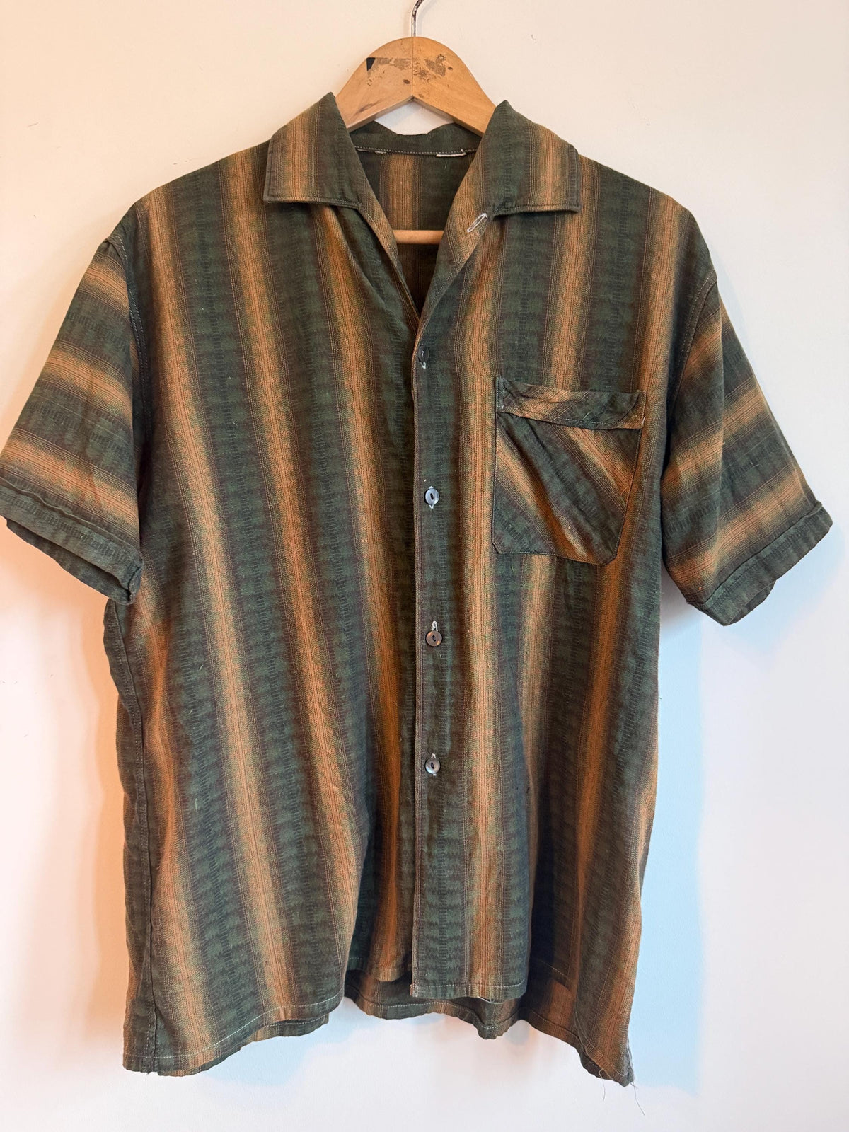 Vintage 1940s 1950s Men’s Striped Leisure Shirt Green Brown Rockabilly Shirt