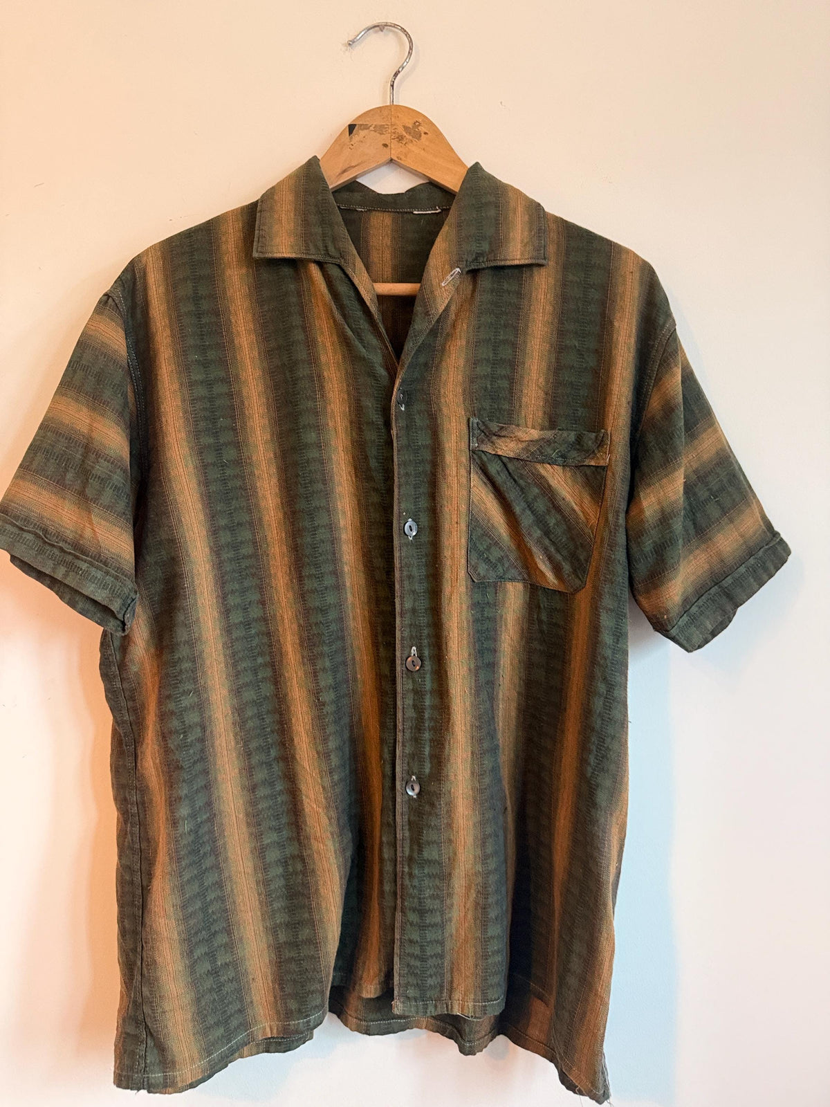 Vintage 1940s 1950s Men’s Striped Leisure Shirt Green Brown Rockabilly Shirt