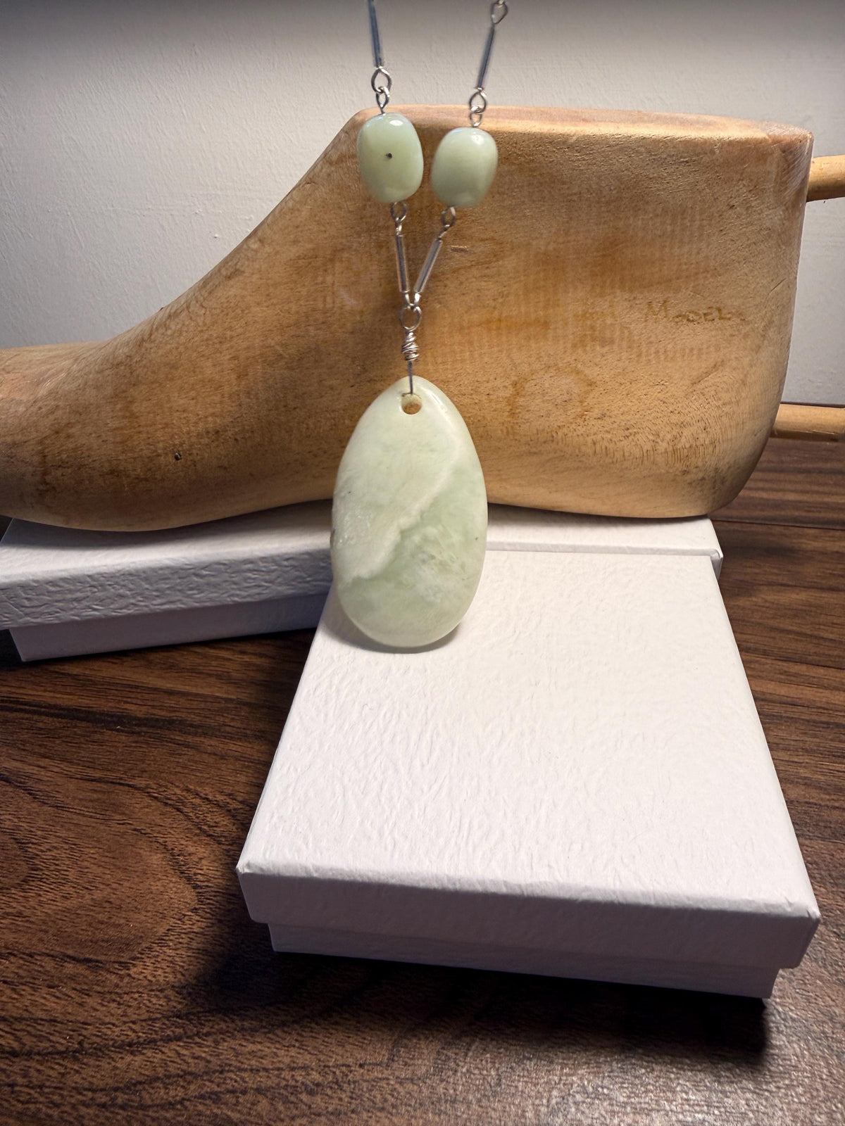 Vintage 1970s Pale Green Stone Necklace and Ring Set – Large Pendant, Silver Tone Links, Boho Statement Jewellery
