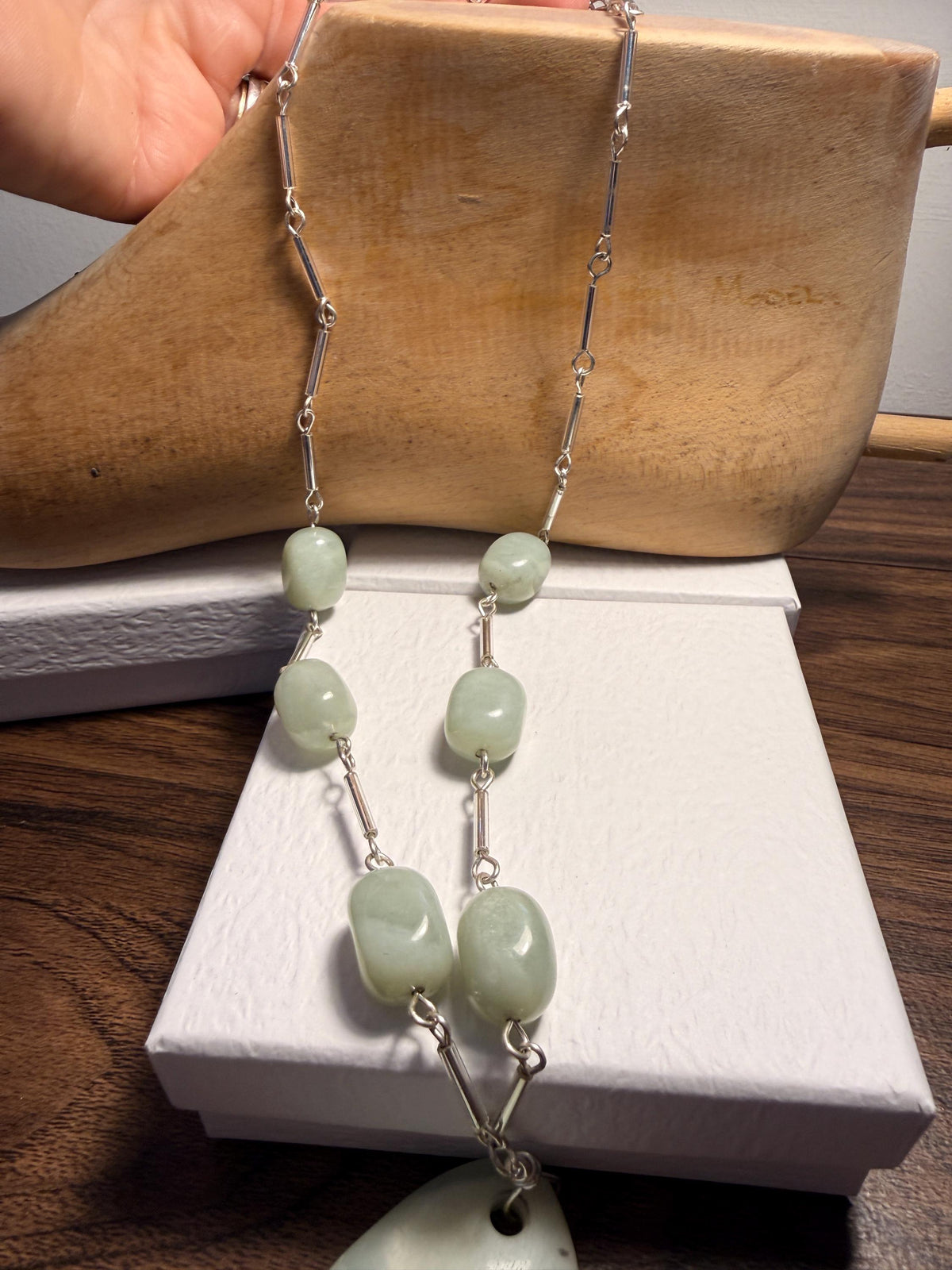Vintage 1970s Pale Green Stone Necklace and Ring Set – Large Pendant, Silver Tone Links, Boho Statement Jewellery