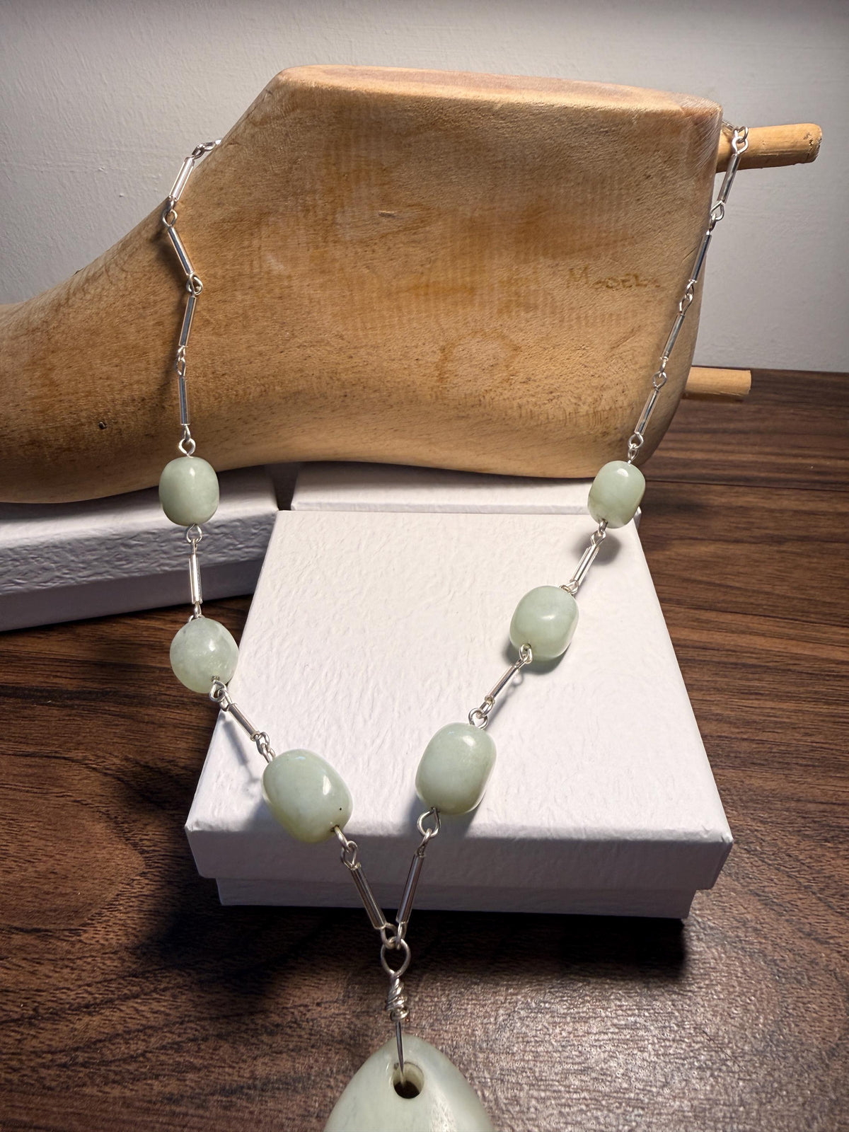 Vintage 1970s Pale Green Stone Necklace and Ring Set – Large Pendant, Silver Tone Links, Boho Statement Jewellery