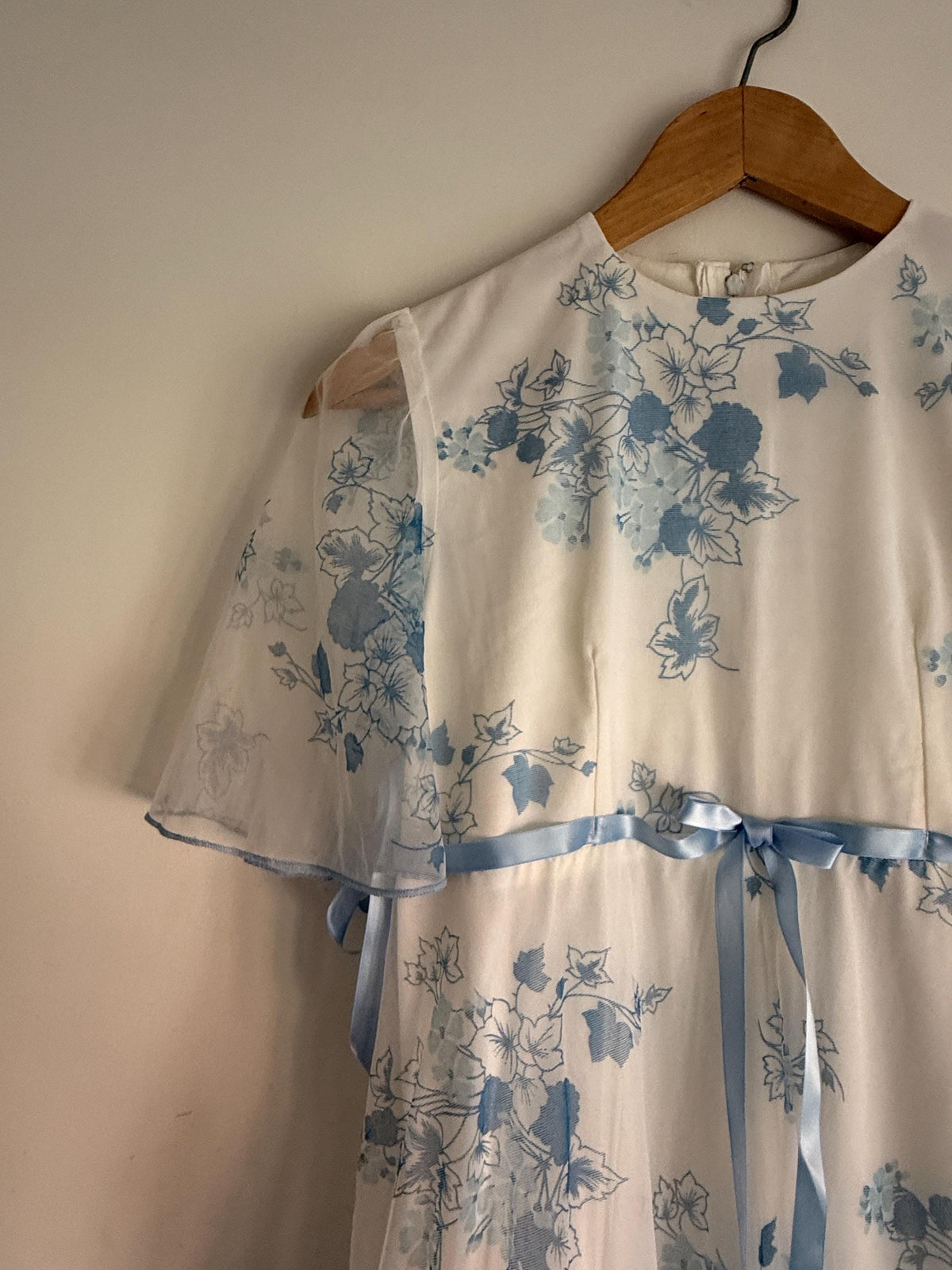 1970s White Blue Floral Maxi Dress, Sheer Cape Sleeve Empire Line Dress, Vintage Wedding Bridesmaid Dress, Cottagecore Gown