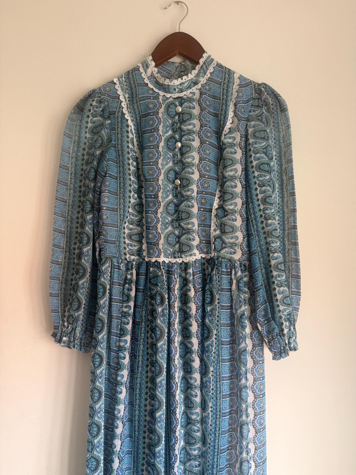 Vintage 1970s Blue Paisley Maxi Dress – Dacron Prairie Dress, Lace Trim High Neck, Cottagecore Folk Dress