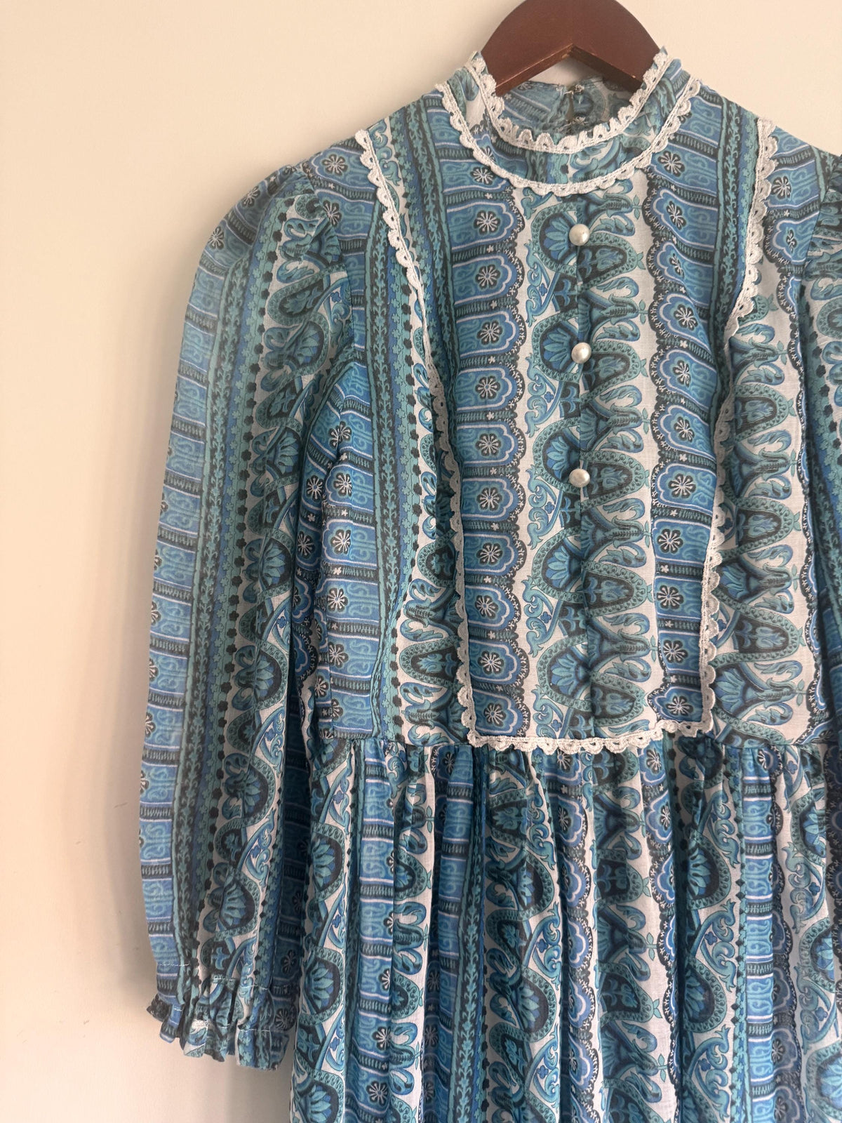 Vintage 1970s Blue Paisley Maxi Dress – Dacron Prairie Dress, Lace Trim High Neck, Cottagecore Folk Dress