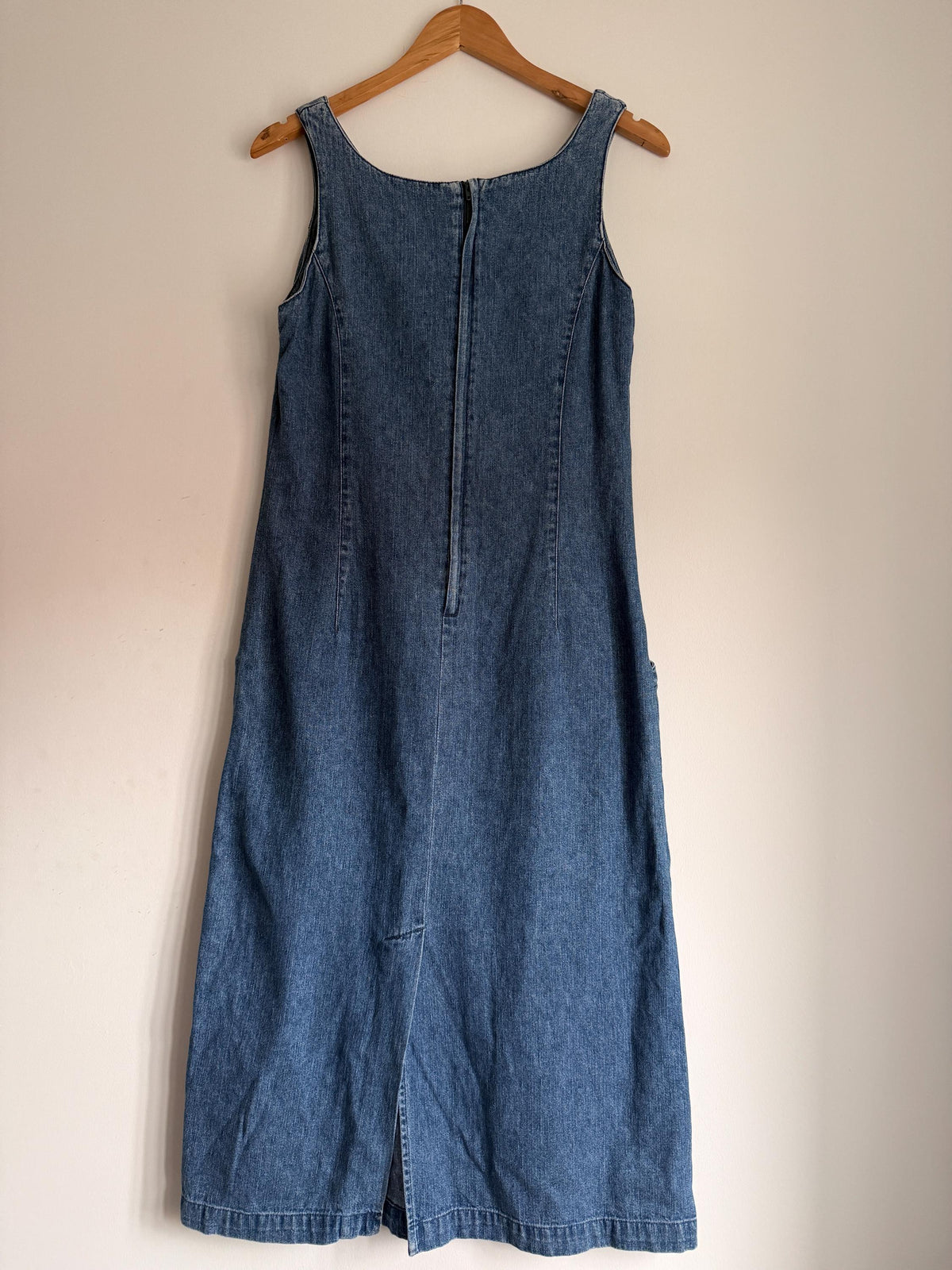 Vintage 1990s Blue Denim Maxi Dress – Sleeveless Pinafore Dress with Large Pockets