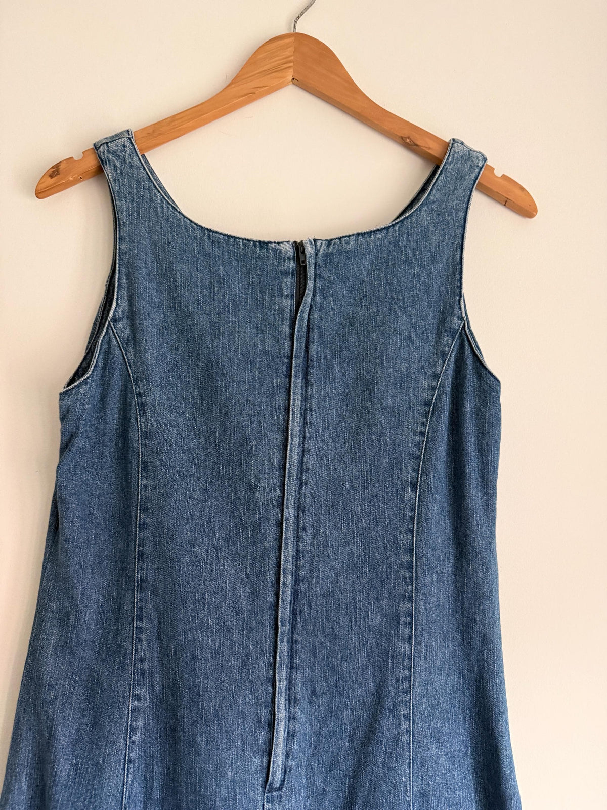 Vintage 1990s Blue Denim Maxi Dress – Sleeveless Pinafore Dress with Large Pockets