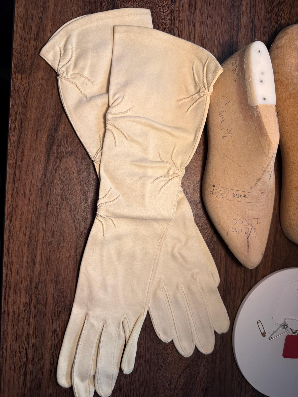 Vintage Ivory Long Gloves with Embroidered Cuffs | Cream Evening Gloves
