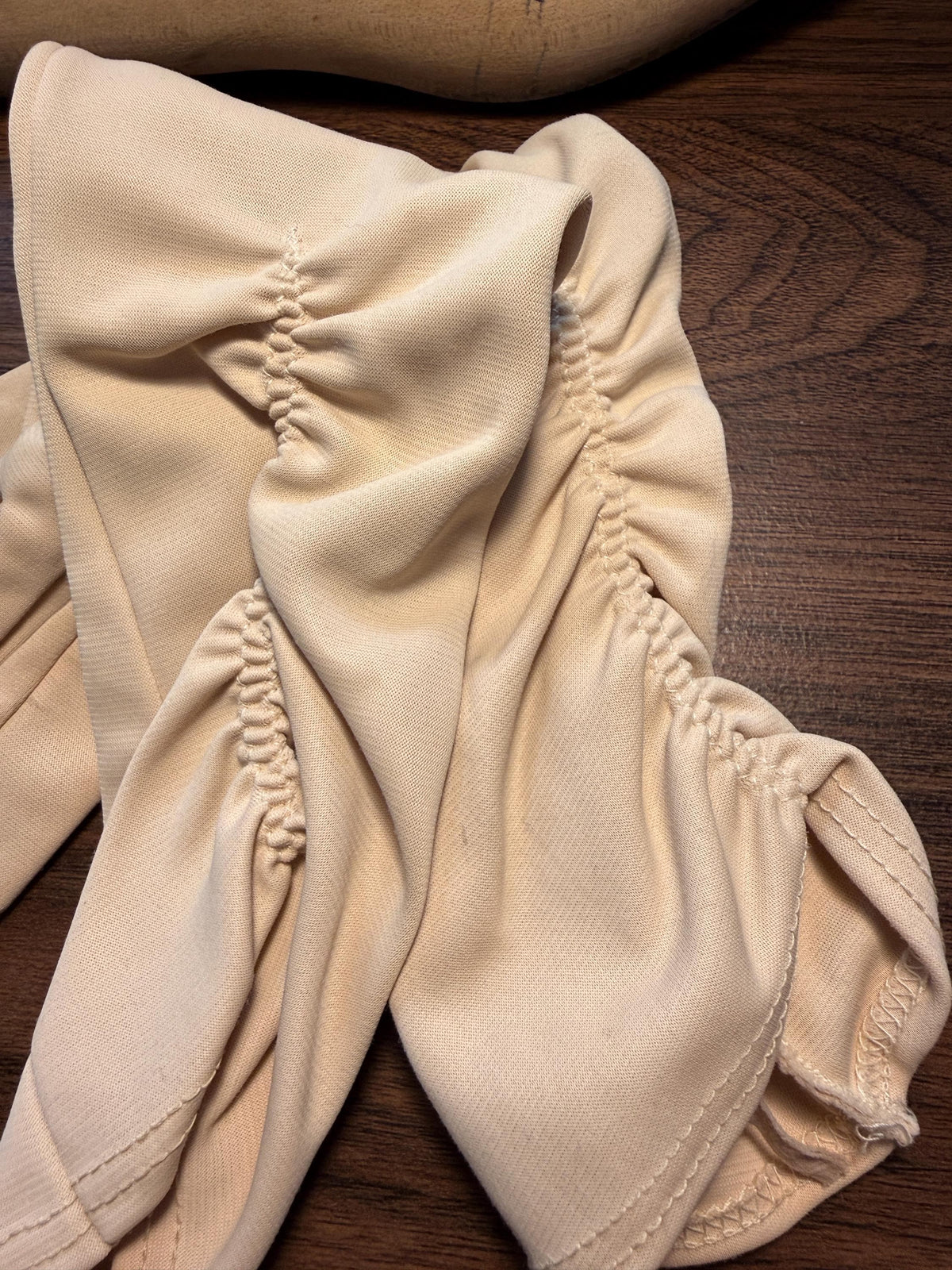 Vintage Cream Long Gloves with Ruched Cuffs | Ivory Evening Gloves