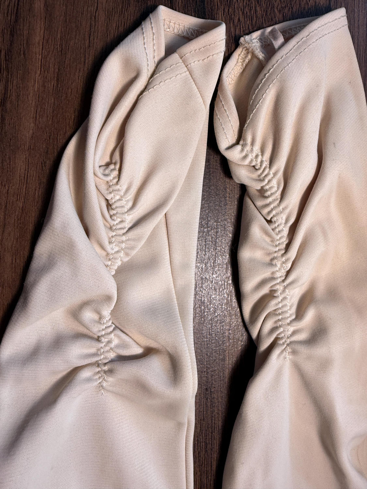 Vintage Cream Long Gloves with Ruched Cuffs | Ivory Evening Gloves