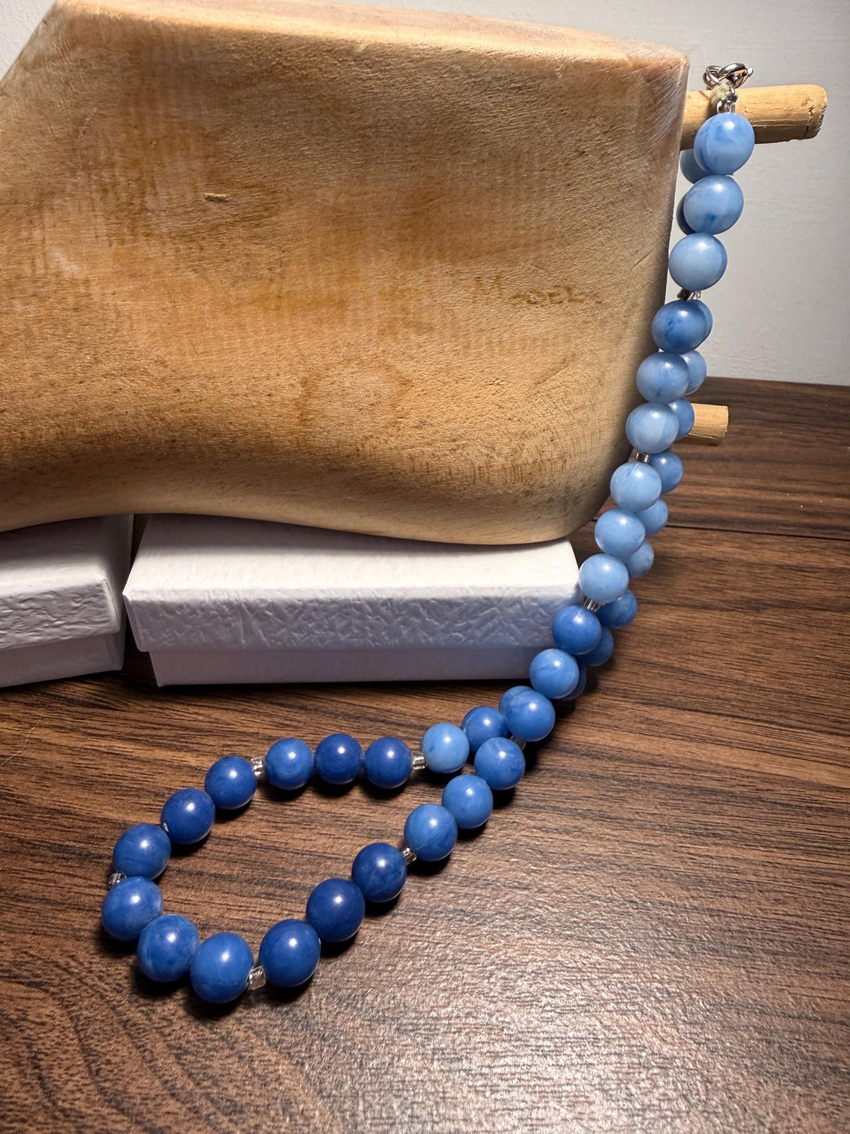 1950s Vintage Blue Marbled plastic Bead Necklace – Cornflower Blue Ombré Beads, Mid-Century Statement Jewellery