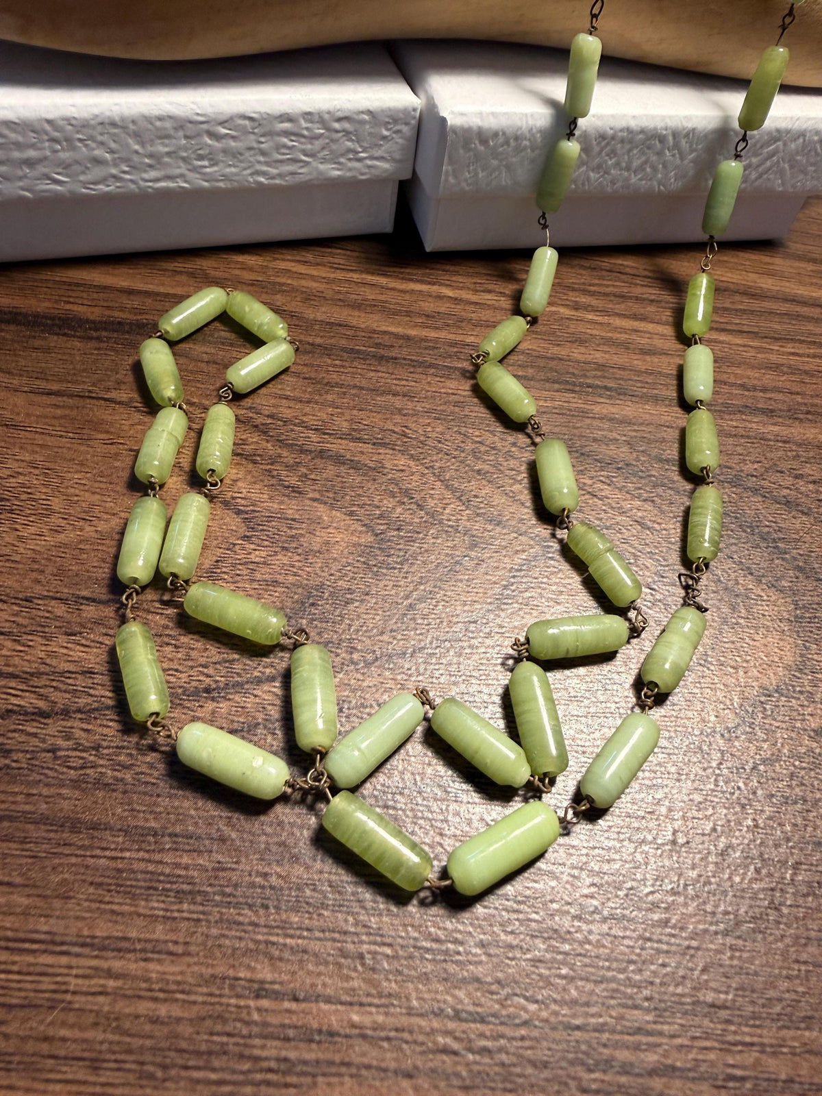 1920s Art Deco Green Glass Flapper Necklace – Long Hand-Wired Czech Satin Glass Beads – Antique Sautoir Jewellery