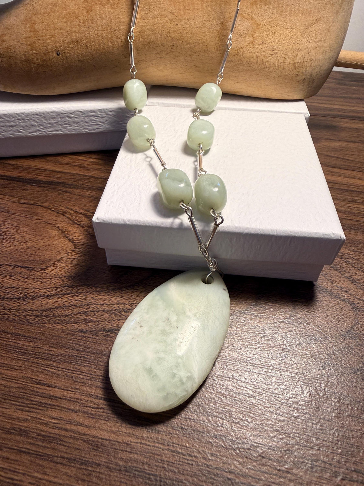 Vintage 1970s Pale Green Stone Necklace and Ring Set – Large Pendant, Silver Tone Links, Boho Statement Jewellery
