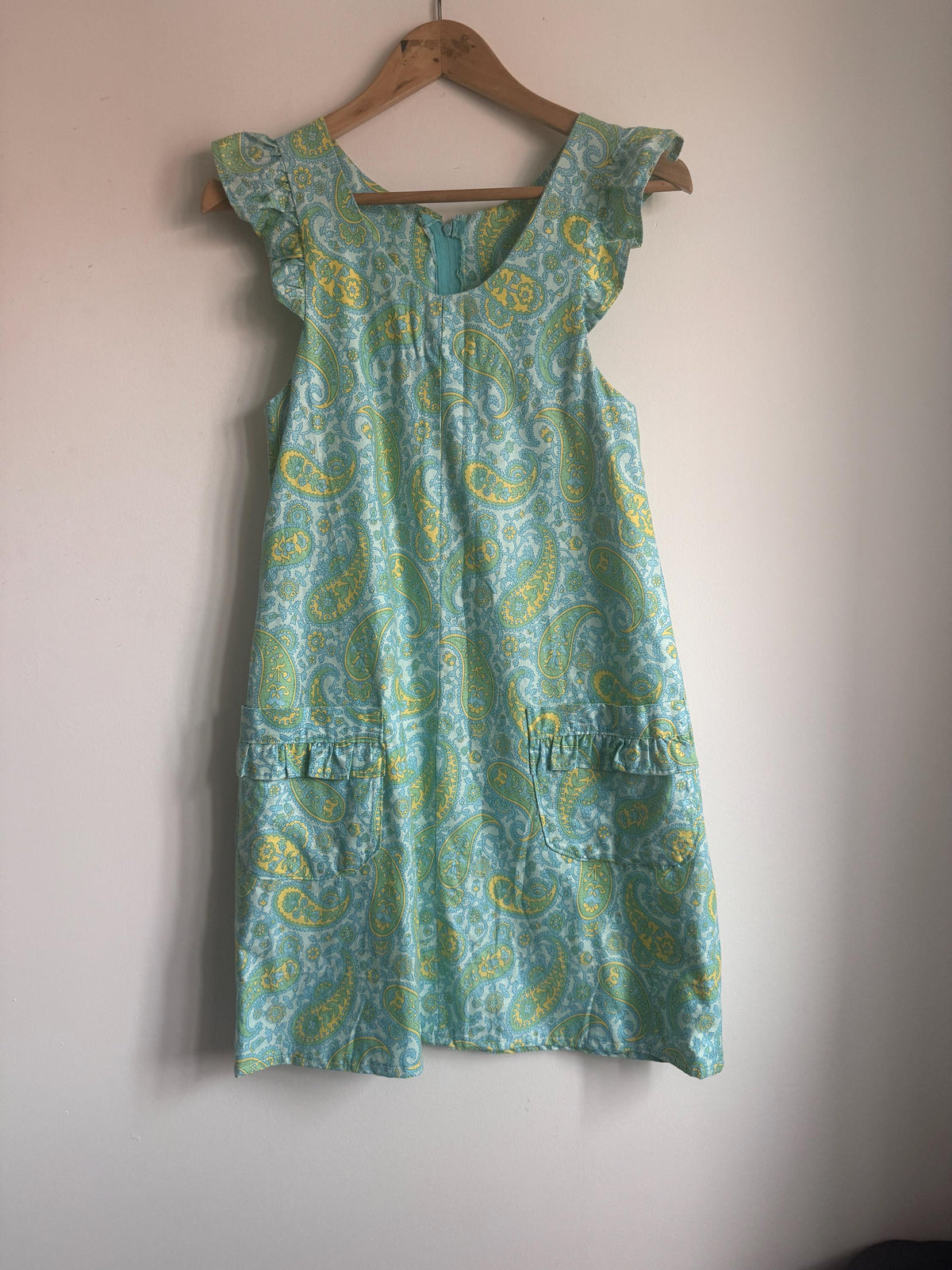 1960s Paisley Shift Dress, Aqua Green Yellow Cotton Dress, Ruffle Shoulder Mini Dress, Vintage Mod Summer Dress with Pockets