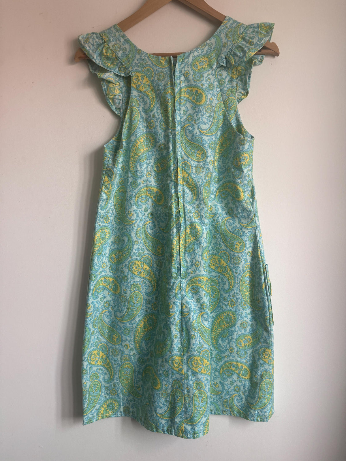 1960s Paisley Shift Dress, Aqua Green Yellow Cotton Dress, Ruffle Shoulder Mini Dress, Vintage Mod Summer Dress with Pockets