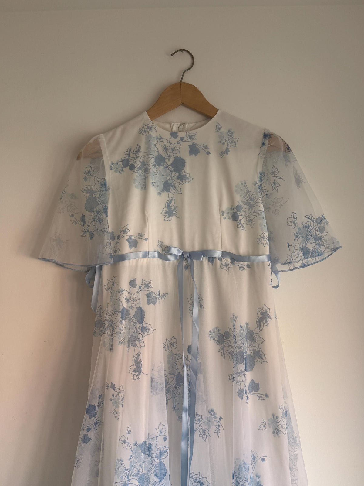 1970s White Blue Floral Maxi Dress, Sheer Cape Sleeve Empire Line Dress, Vintage Wedding Bridesmaid Dress, Cottagecore Gown