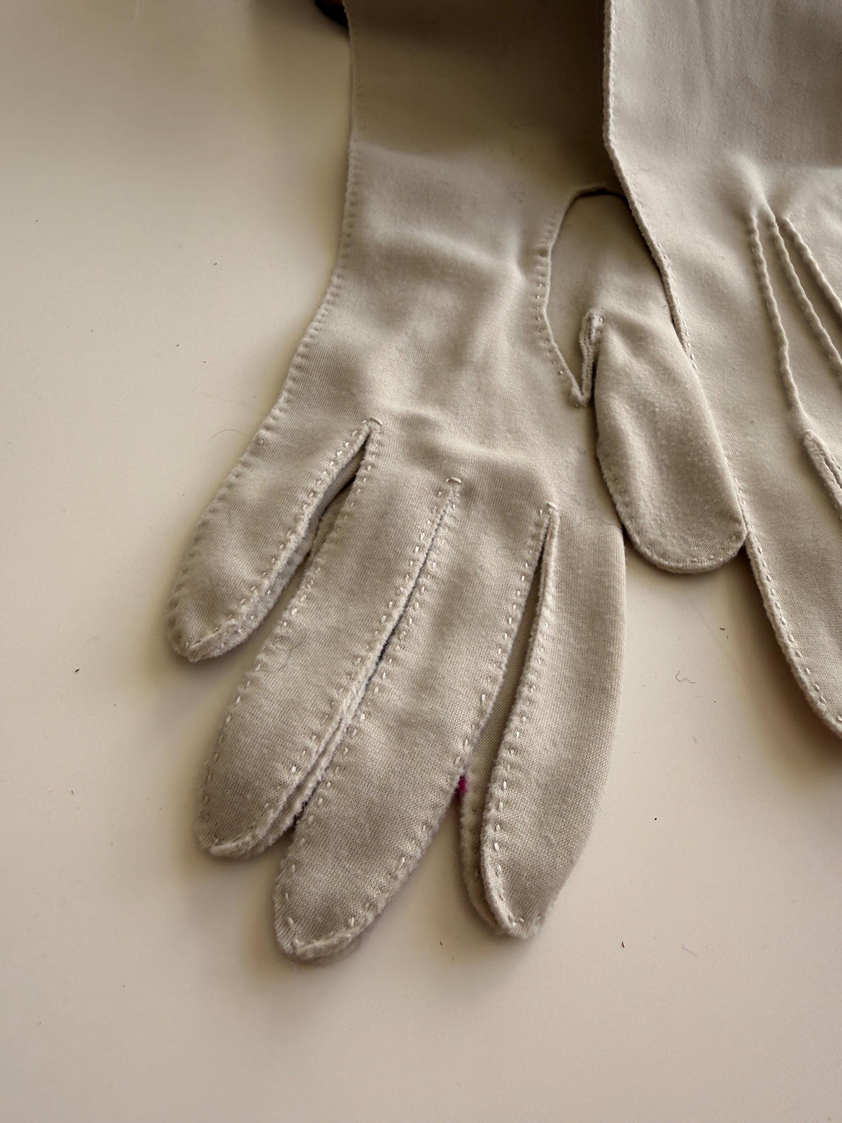Vintage Light Grey Fabric Gauntlet Gloves with Three Stitched Lines