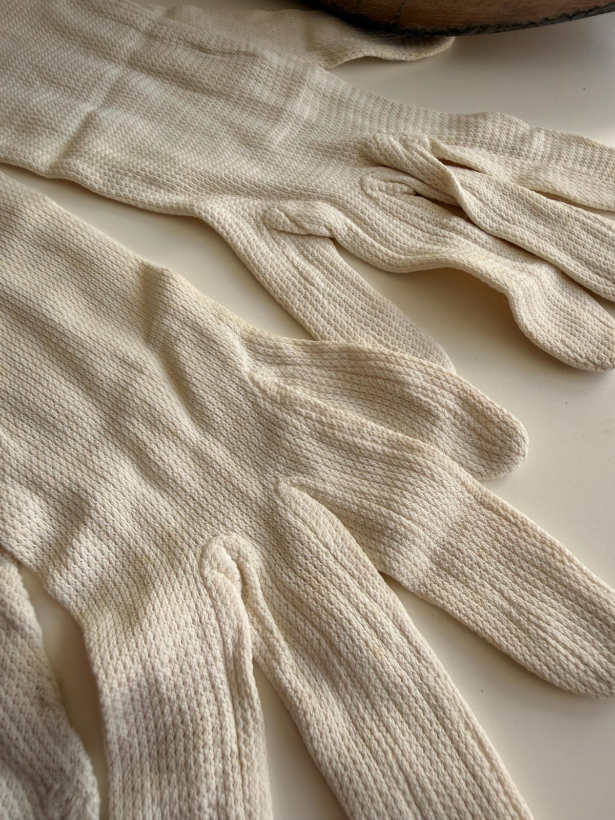Vintage Cream Textured Fabric Gloves with Plain Backs