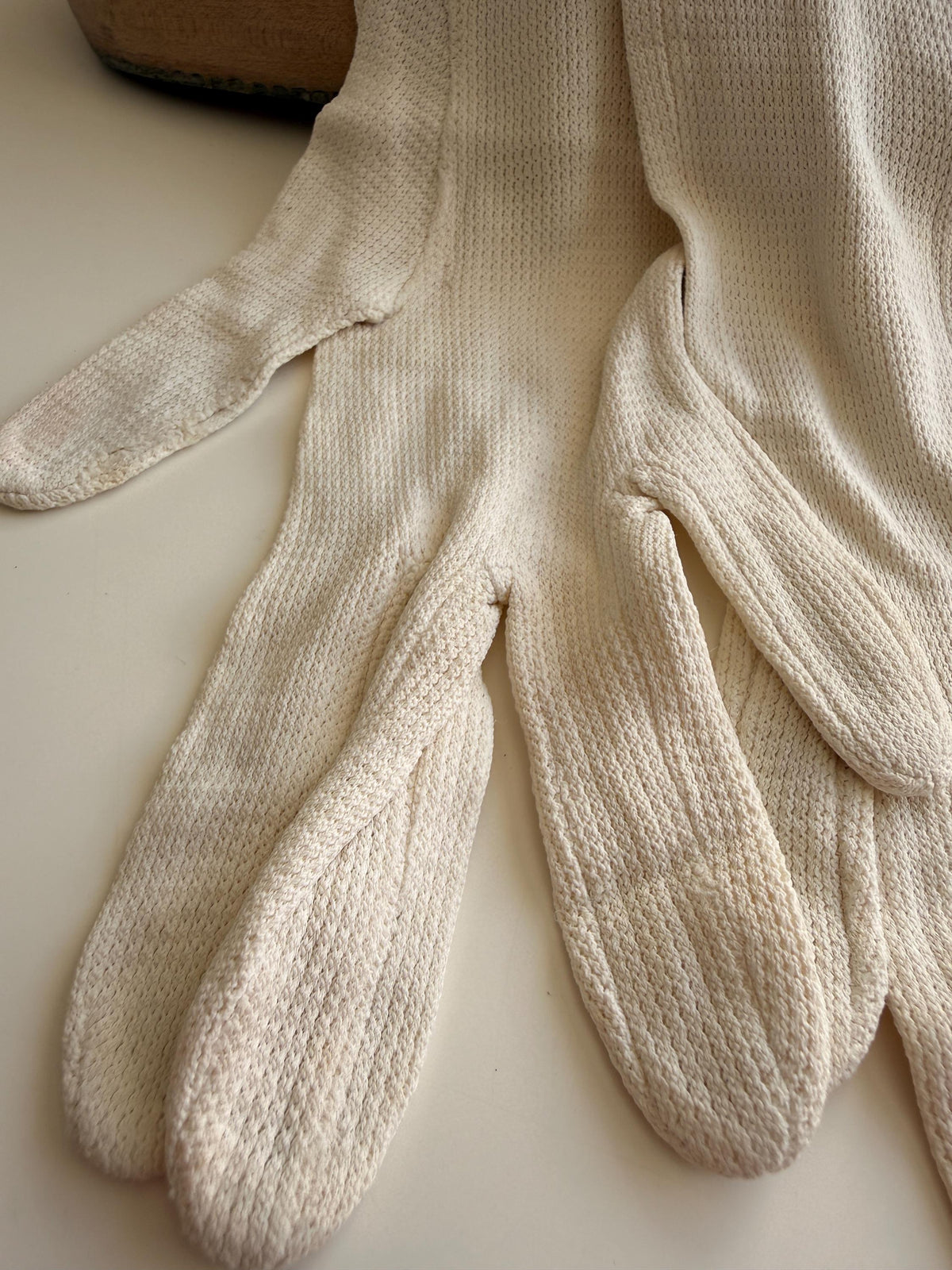 Vintage Cream Textured Fabric Gloves with Plain Backs