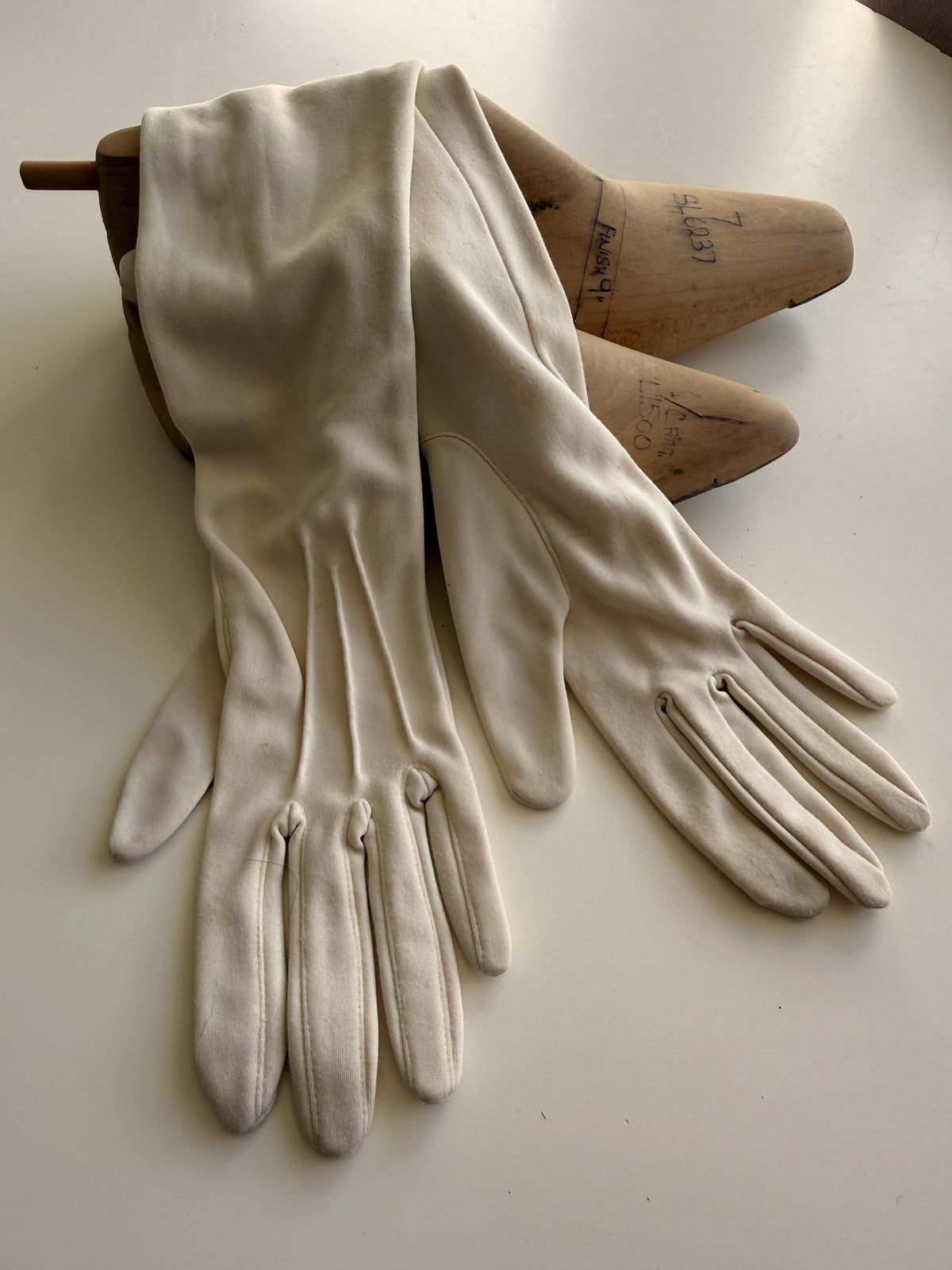 Vintage Long Cream Fabric Gloves for Evening and Bridal Wear