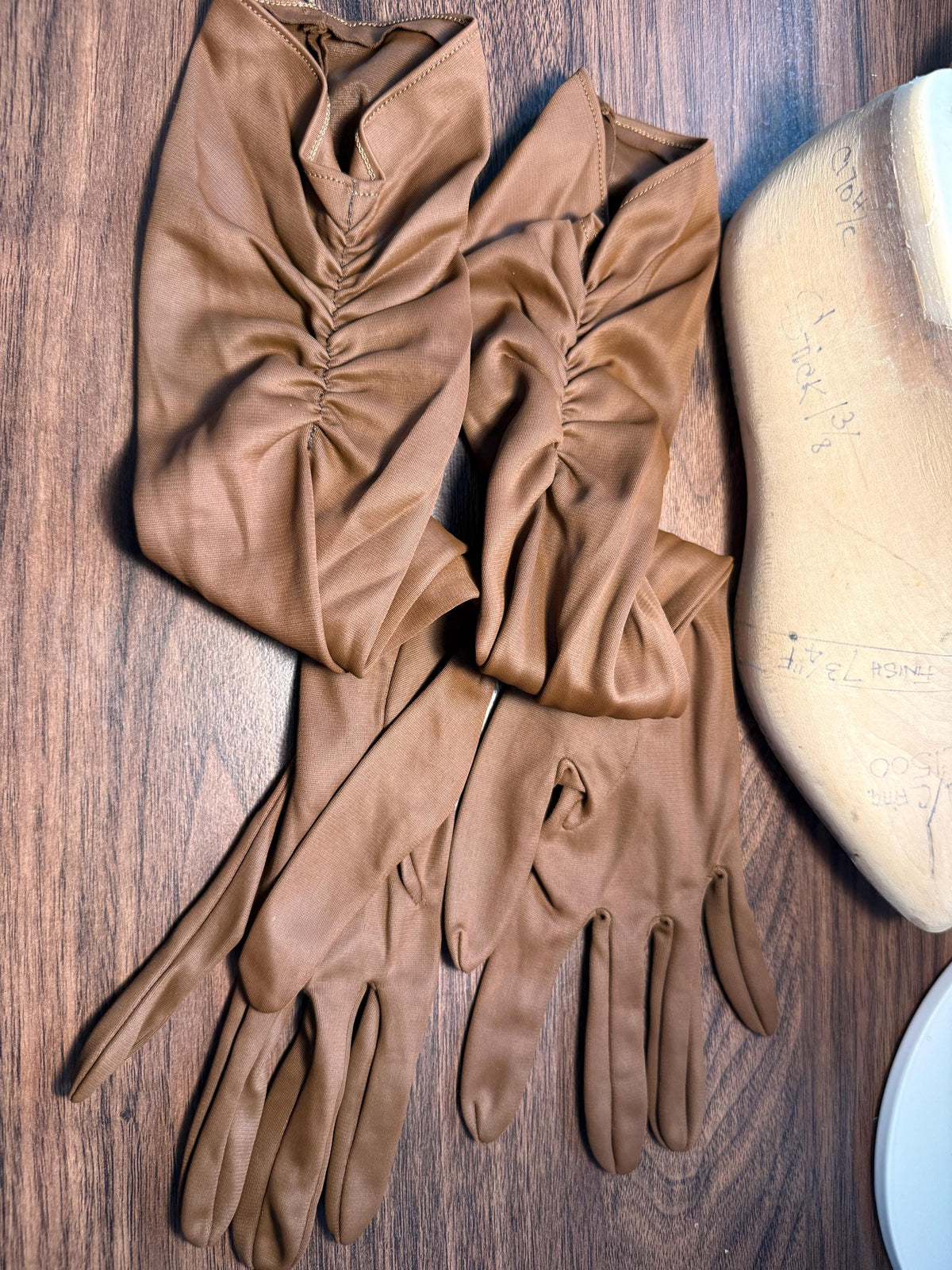 Vintage Brown Long Evening Gloves with Ruched Cuffs | Opera Gloves