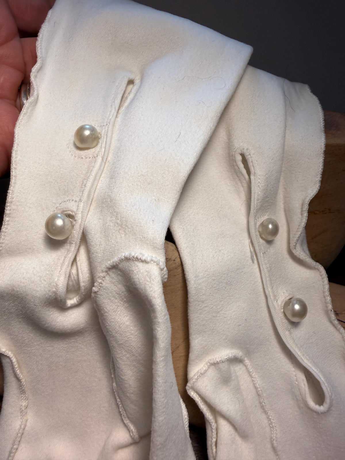 Vintage Ivory Long Gloves with Pearl Buttons | Cream Evening Gloves