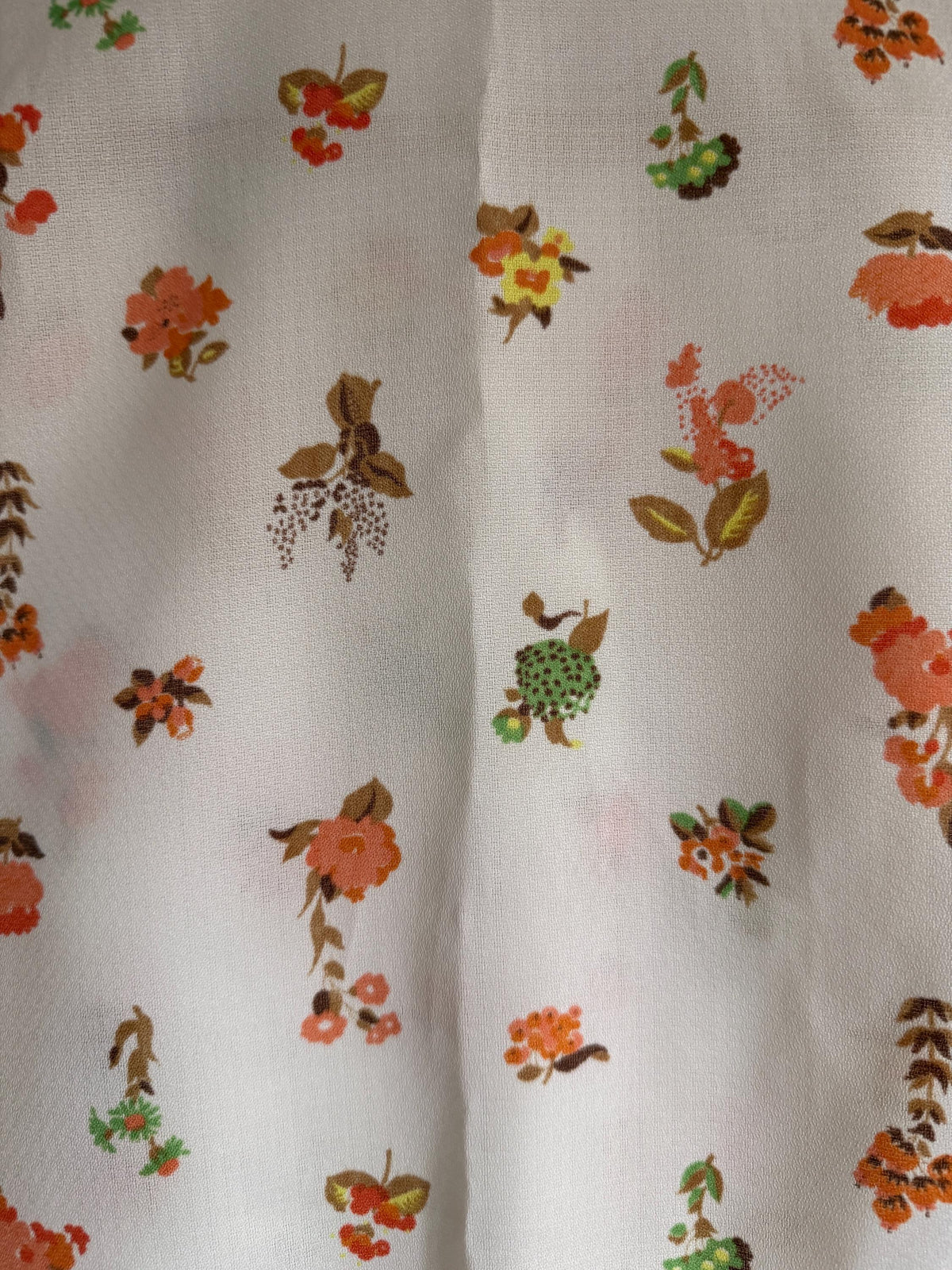 Vintage 1970s Floral Blouse – Cream Button Front Shirt with Orange Flowers and Pointed Collar