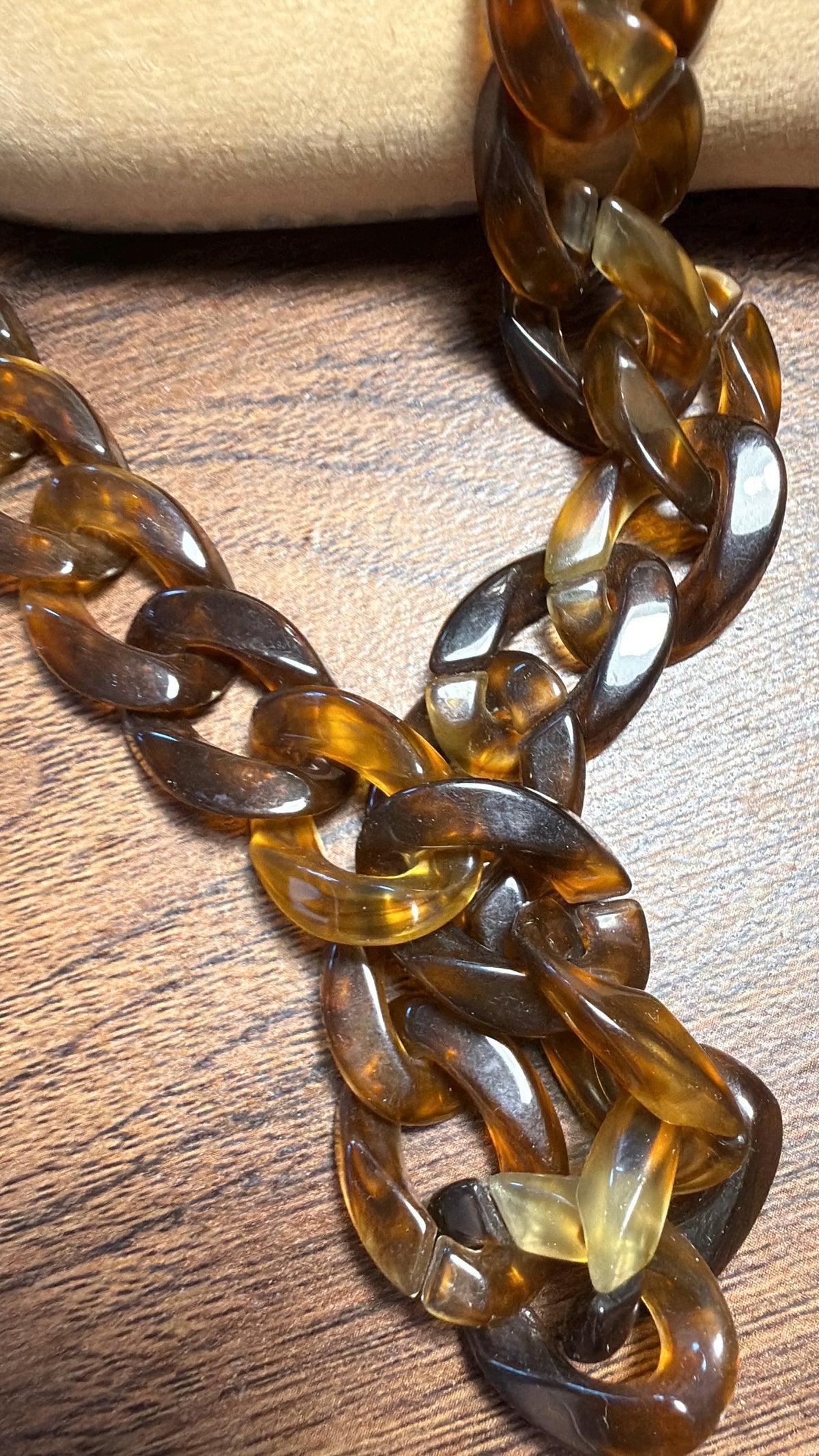 Vintage Faux Tortoiseshell Chain Link Necklace | Long Amber Brown Plastic Statement Jewellery