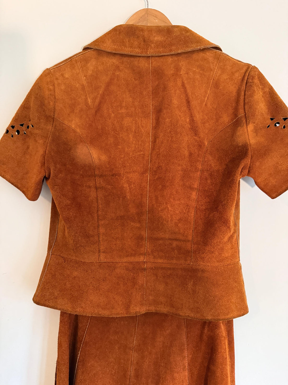 Vintage 1970s Tan Suede Skirt Suit Cutwork Short Sleeve Jacket Flared Panelled Two Piece Rust Leather Co Ord, Boho Western Autumn Outfit
