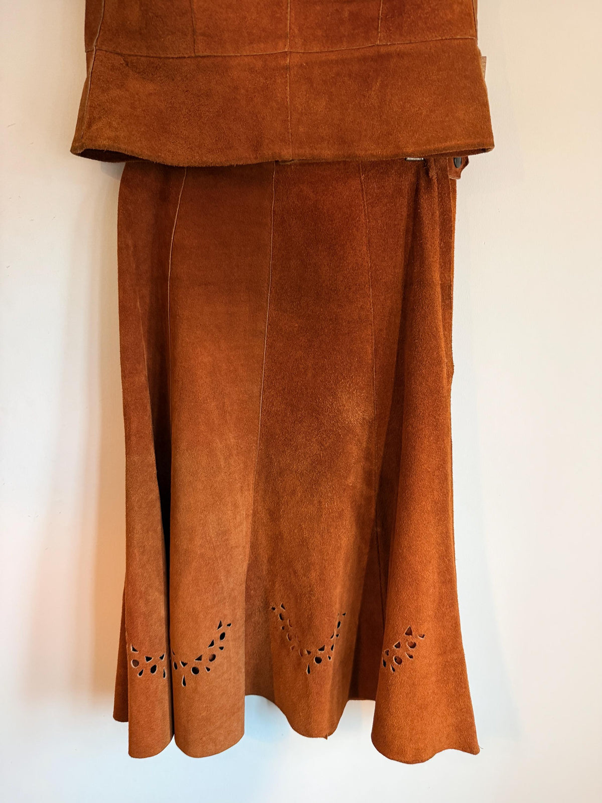 Vintage 1970s Tan Suede Skirt Suit Cutwork Short Sleeve Jacket Flared Panelled Two Piece Rust Leather Co Ord, Boho Western Autumn Outfit