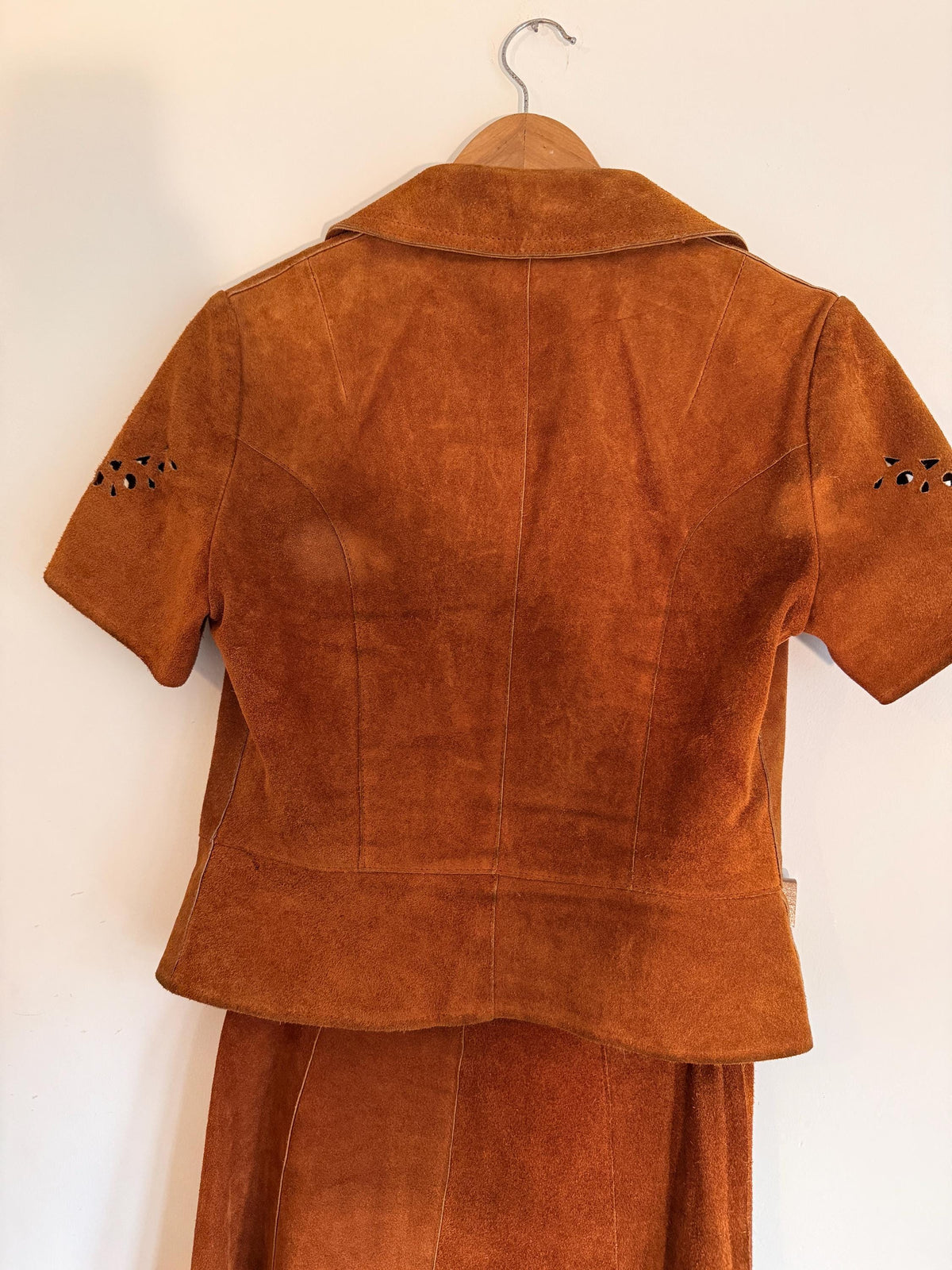 Vintage 1970s Tan Suede Skirt Suit Cutwork Short Sleeve Jacket Flared Panelled Two Piece Rust Leather Co Ord, Boho Western Autumn Outfit