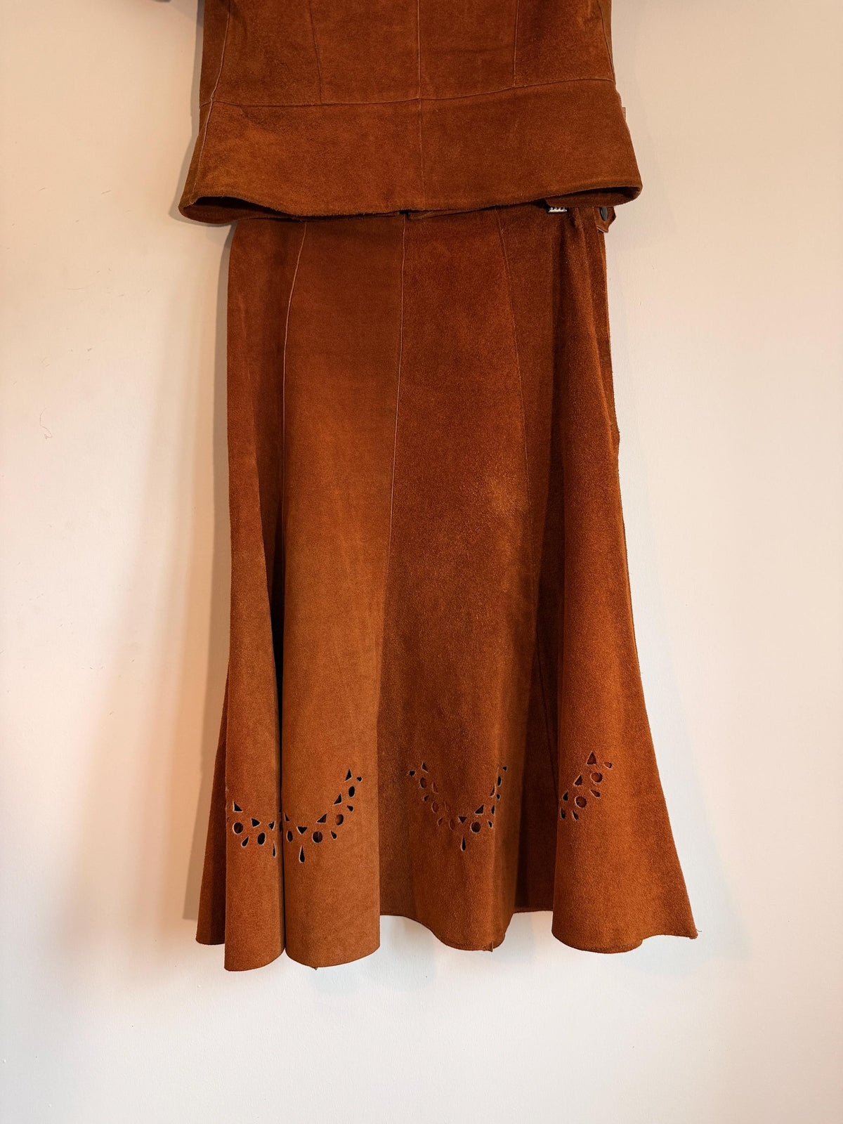 Vintage 1970s Tan Suede Skirt Suit Cutwork Short Sleeve Jacket Flared Panelled Two Piece Rust Leather Co Ord, Boho Western Autumn Outfit