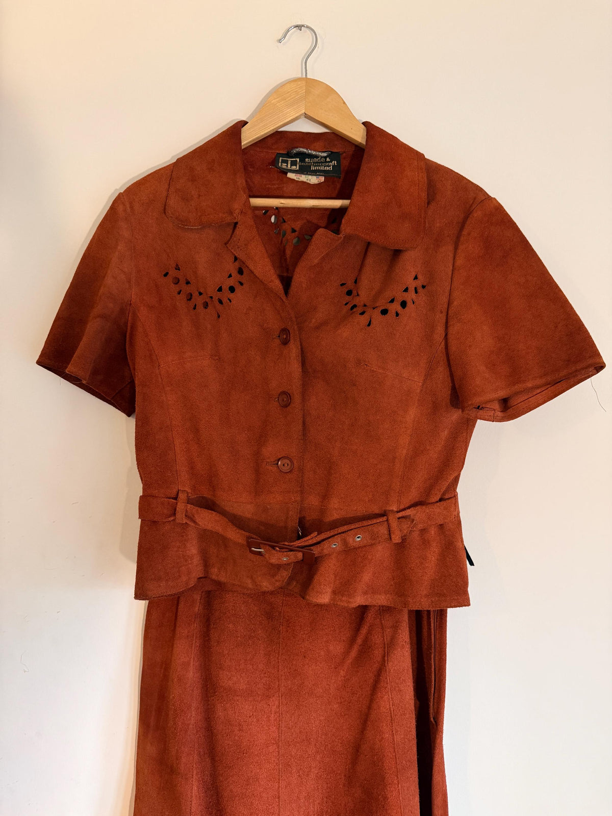 Vintage 1970s Rust Suede Skirt Suit, Cutwork Detail Belted Short Sleeve Jacket Flared Two Piece Made in England Labelled UK 16, Boho Outfit