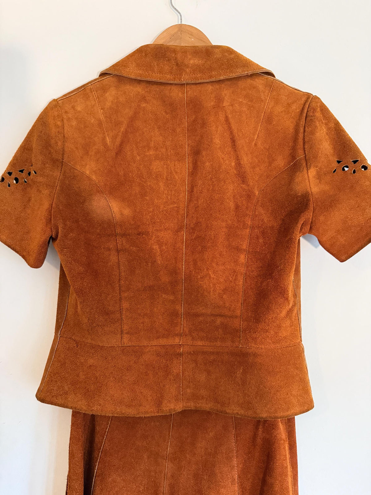 Vintage 1970s Tan Suede Skirt Suit Cutwork Short Sleeve Jacket Flared Panelled Two Piece Rust Leather Co Ord, Boho Western Autumn Outfit