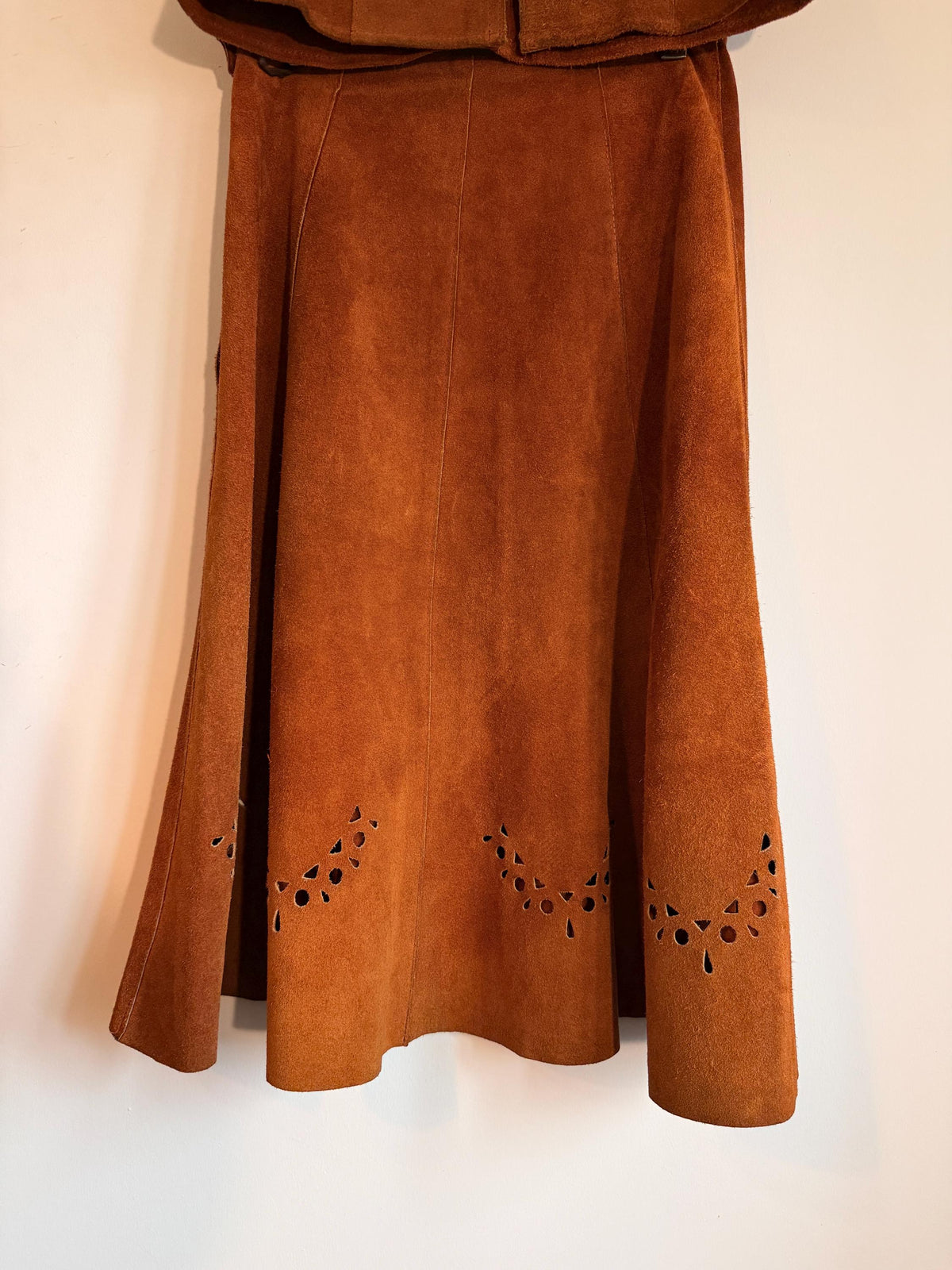 Vintage 1970s Tan Suede Skirt Suit Cutwork Short Sleeve Jacket Flared Panelled Two Piece Rust Leather Co Ord, Boho Western Autumn Outfit