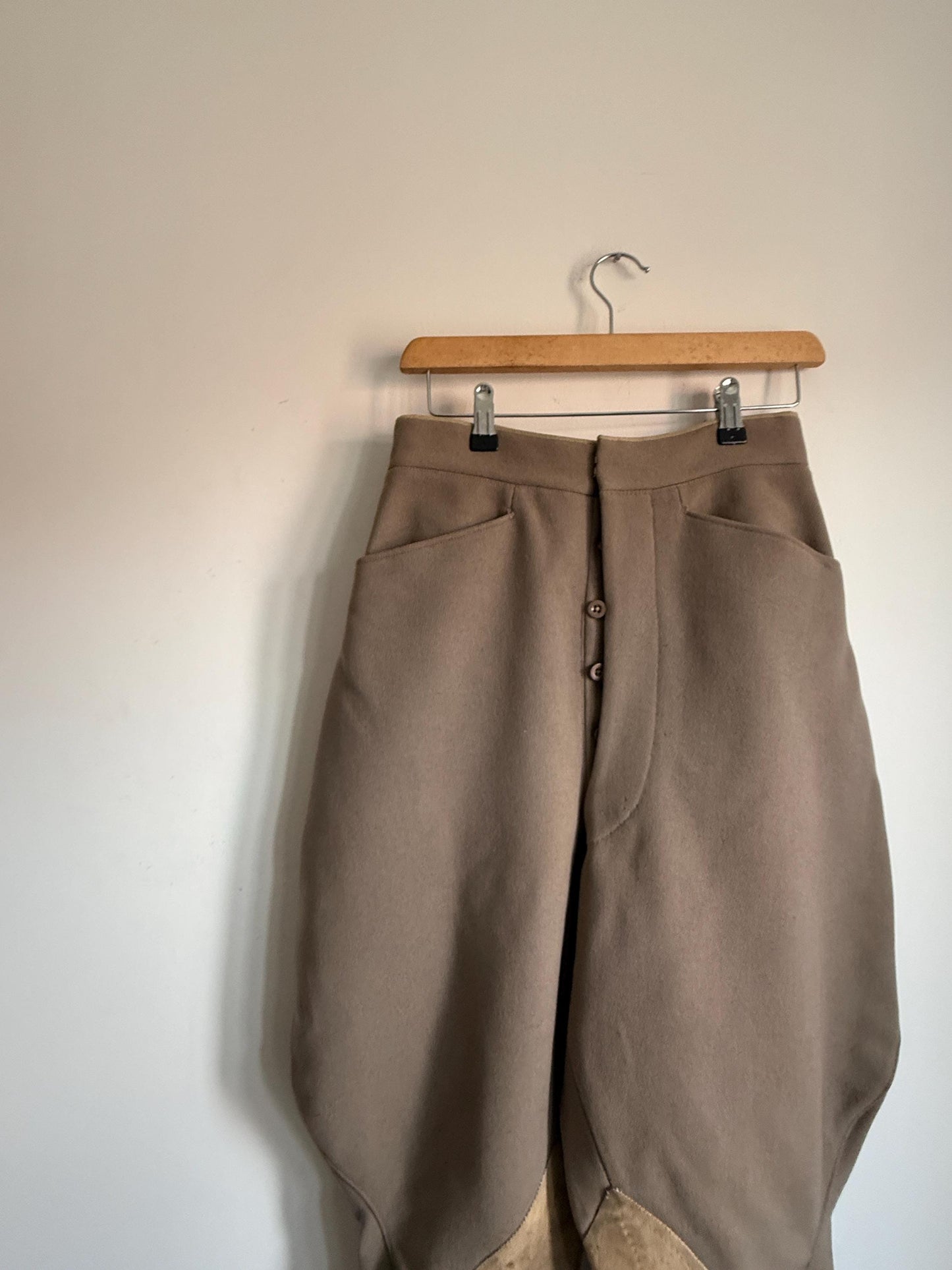 1920s 1930s Vintage Riding Breeches – Brown Wool Equestrian Jodhpurs with Suede Knee Patches – High Waist Button Fly