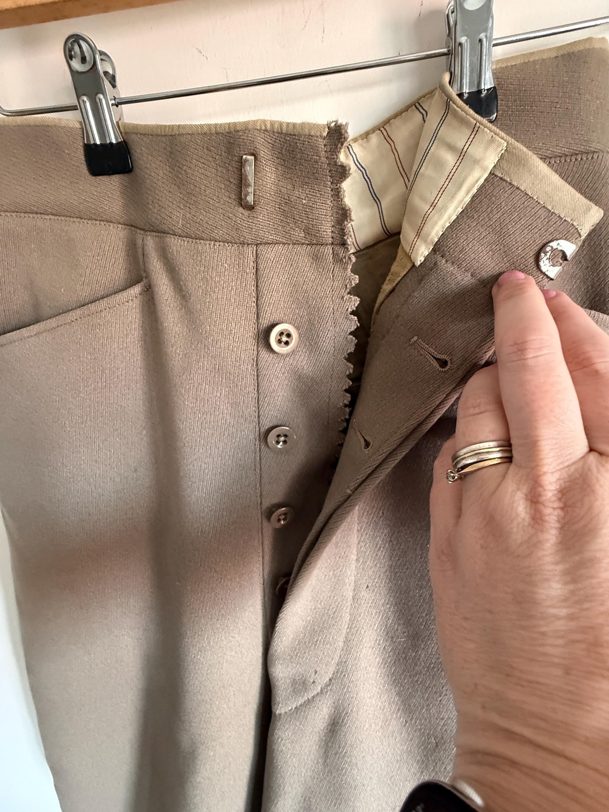 1920s 1930s Vintage Riding Breeches – Brown Wool Equestrian Jodhpurs with Suede Knee Patches – High Waist Button Fly