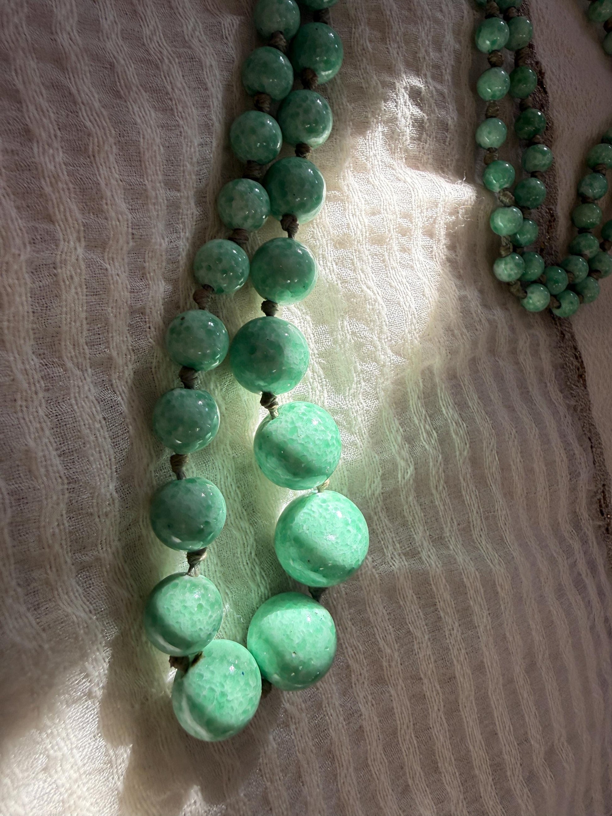 1930s Art Deco Green Glass Bead Necklace, Graduated Knotted Czech Crumb Glass Beads, Long Flapper Sautoir