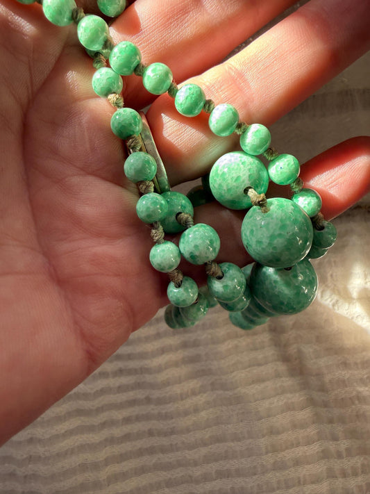 1930s Art Deco Green Glass Bead Necklace, Graduated Knotted Czech Crumb Glass Beads, Long Flapper Sautoir