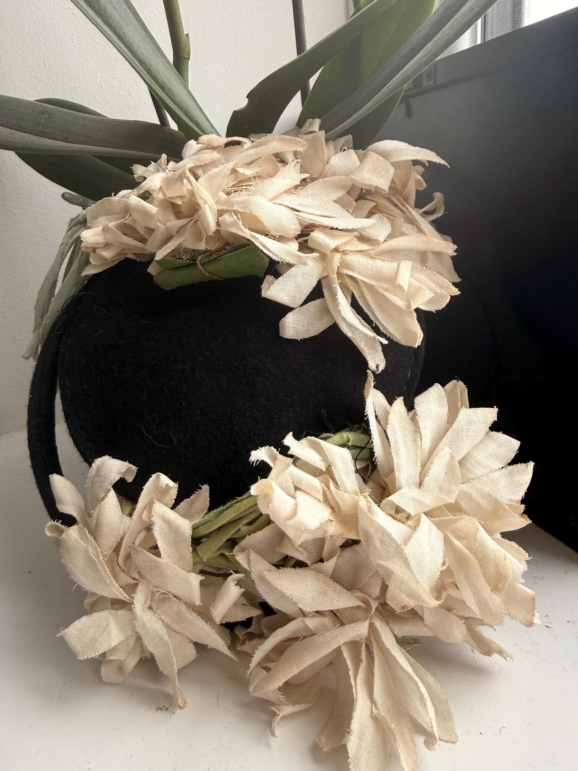 1930s Black Felt Floral Tilt Hat | Vintage 30s 40s Silk Flower Headpiece | Romantic Cocktail Hat | Antique Style Millinery