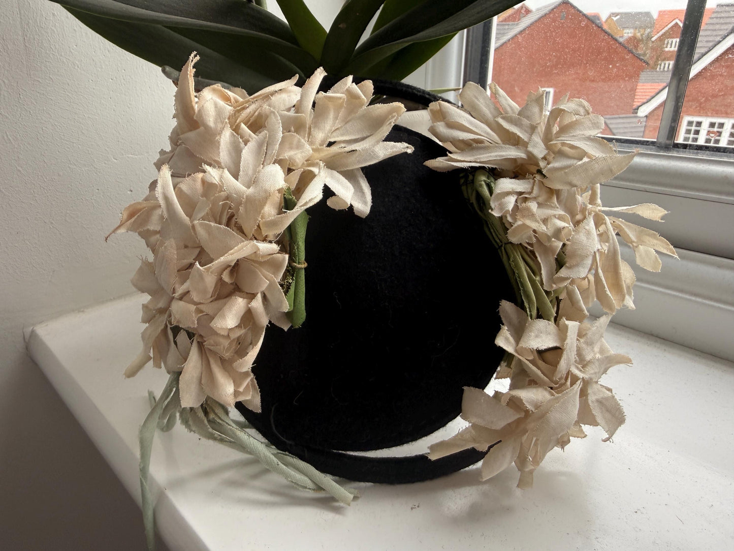 1930s Black Felt Floral Tilt Hat | Vintage 30s 40s Silk Flower Headpiece | Romantic Cocktail Hat | Antique Style Millinery