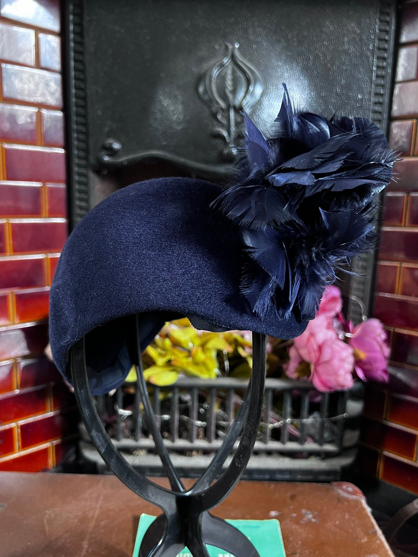 1930s Navy Cloche Cap Hat, feather hat scalloped edge vintage St Michael British Felt Hat - 30s Felt Hat Navy Blue Marks and Spencer hat