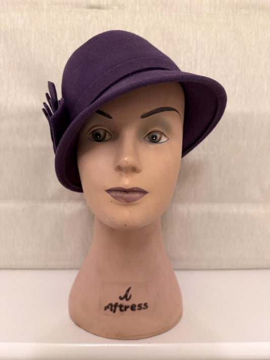 1930s Style Plum Felt Cloche Hat | Vintage Purple Wool Tilt Hat | Art Deco Cocktail Hat | 30s 40s Style Ladies Winter Hat