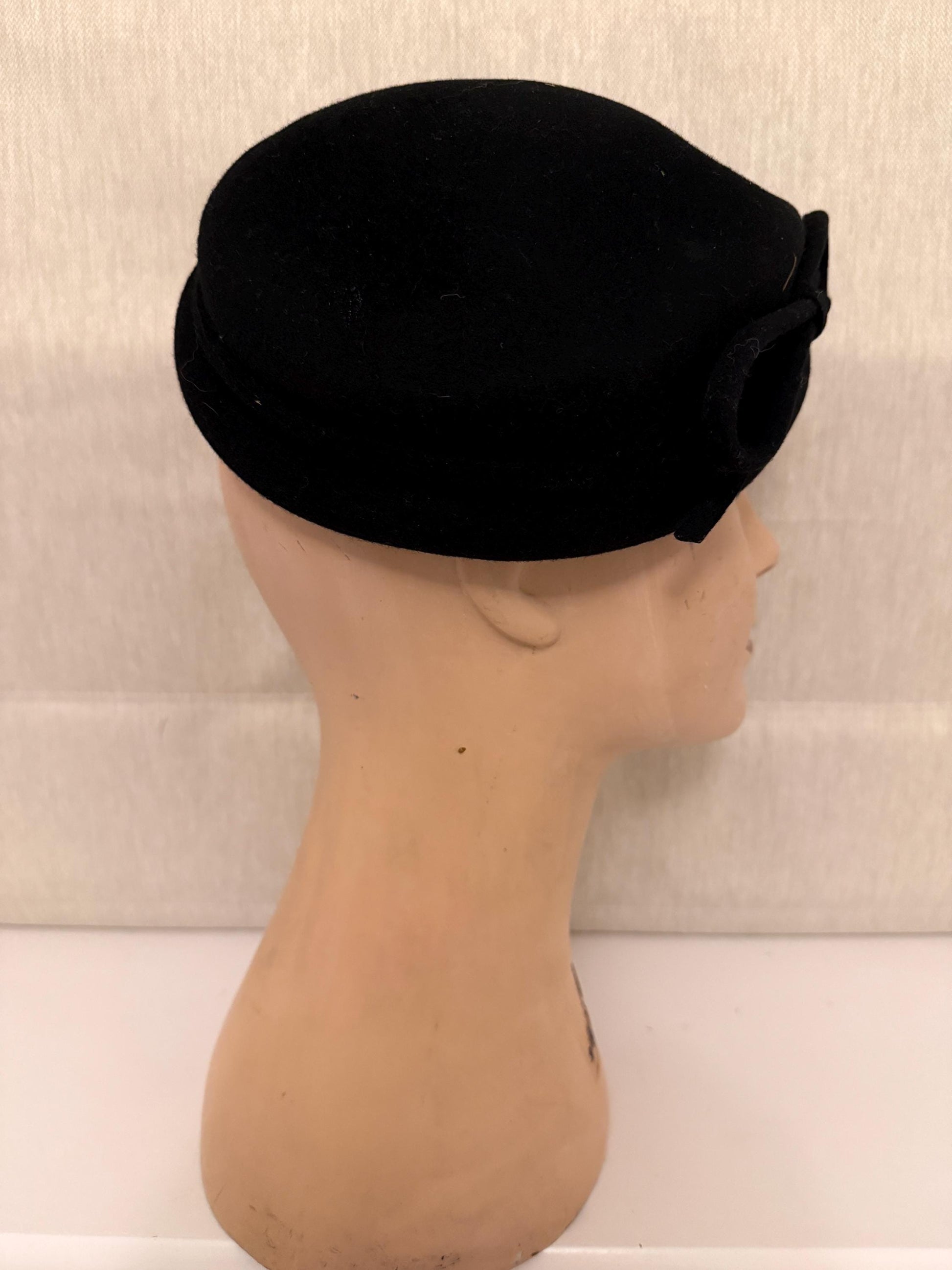 1940s Black Felt Percher Hat by Jacoll | Vintage 40s Tilt Hat | Classic Wool Cloche | WWII Era Hat | Goodwood Revival