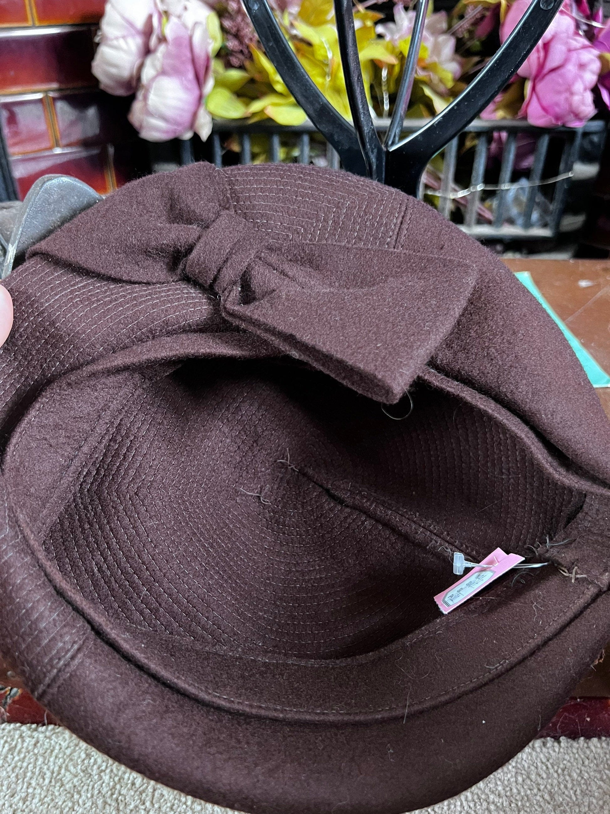 1940s brown wool Cloche Cap Hat, brown wool hat - 40s wool tilt hat cloche vintage hat beret