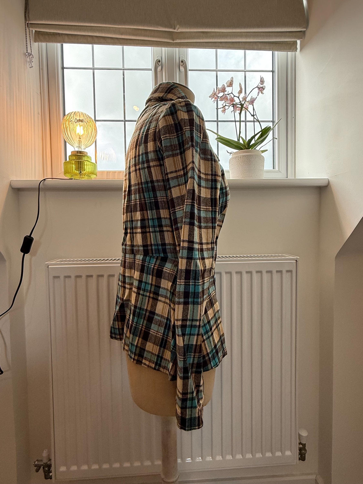 Vintage 1940s Handmade Check Top – Plaid Button Front Blouse, Lightweight Long Sleeve UK 10–12, Retro Wartime Style
